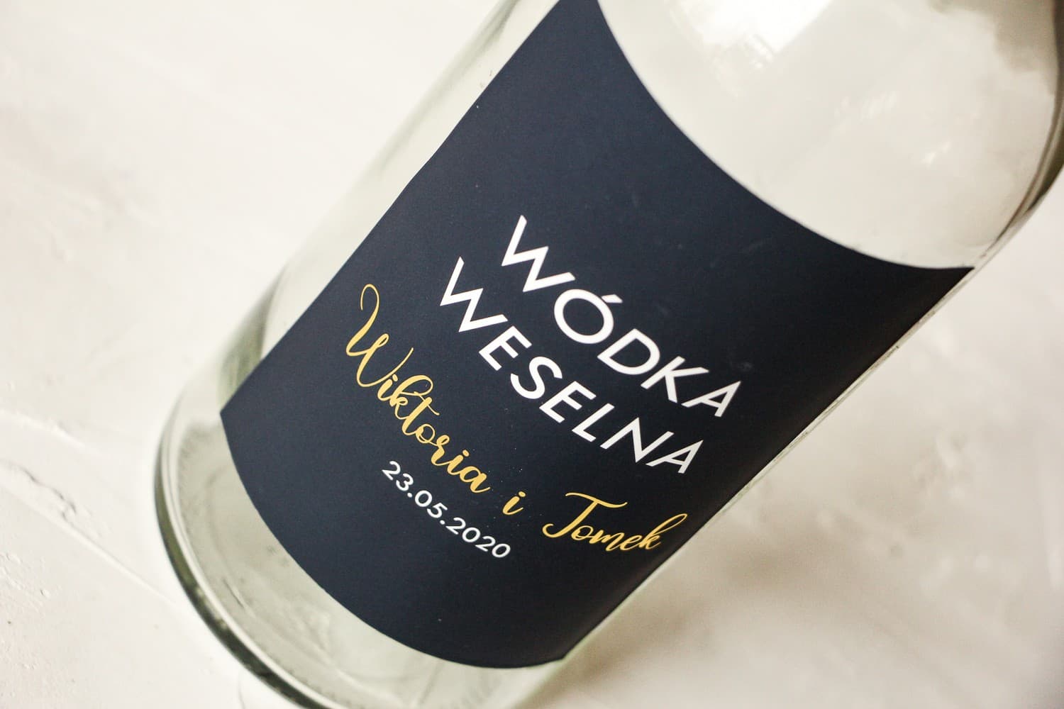 Étiquettes de Bouteille de Vodka Dorées Bleu Marine | Autocollants Alcool Mariage Glamour | Emerald n° 1