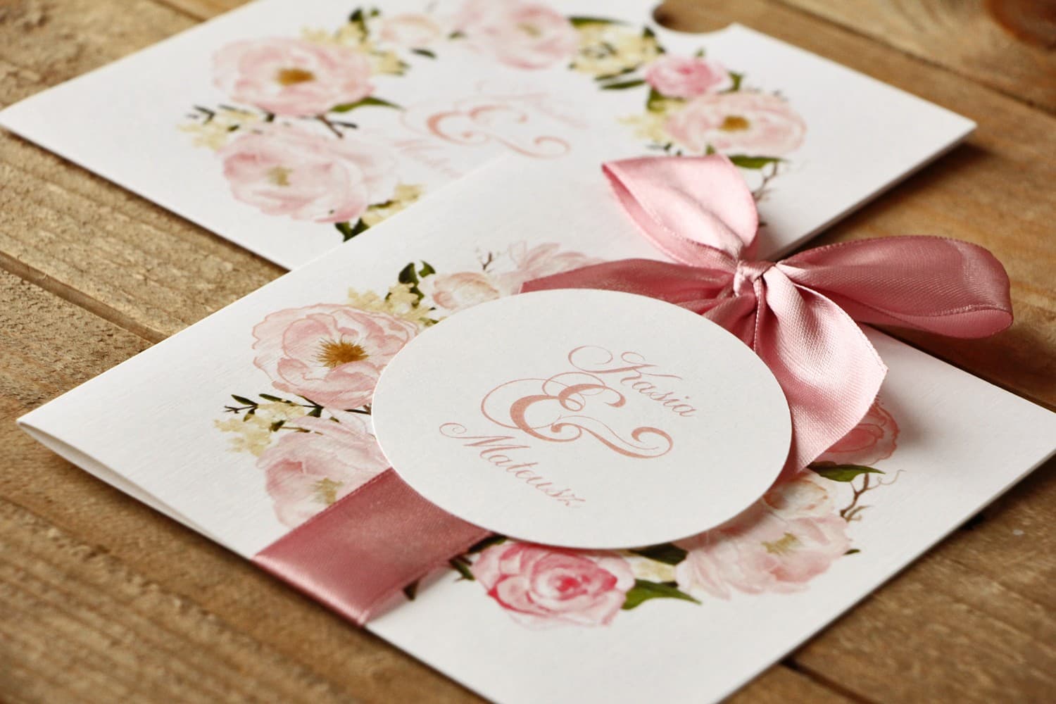 Faire-part de mariage avec étui et nœud rose Fleurs Peintes n° 12 Amelia Wedding