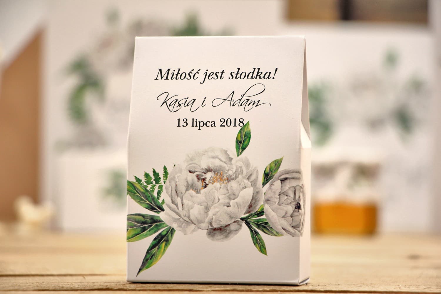 Sweet Favour Box for Guests | White Peony Wedding Gifts | Kalia No. 8