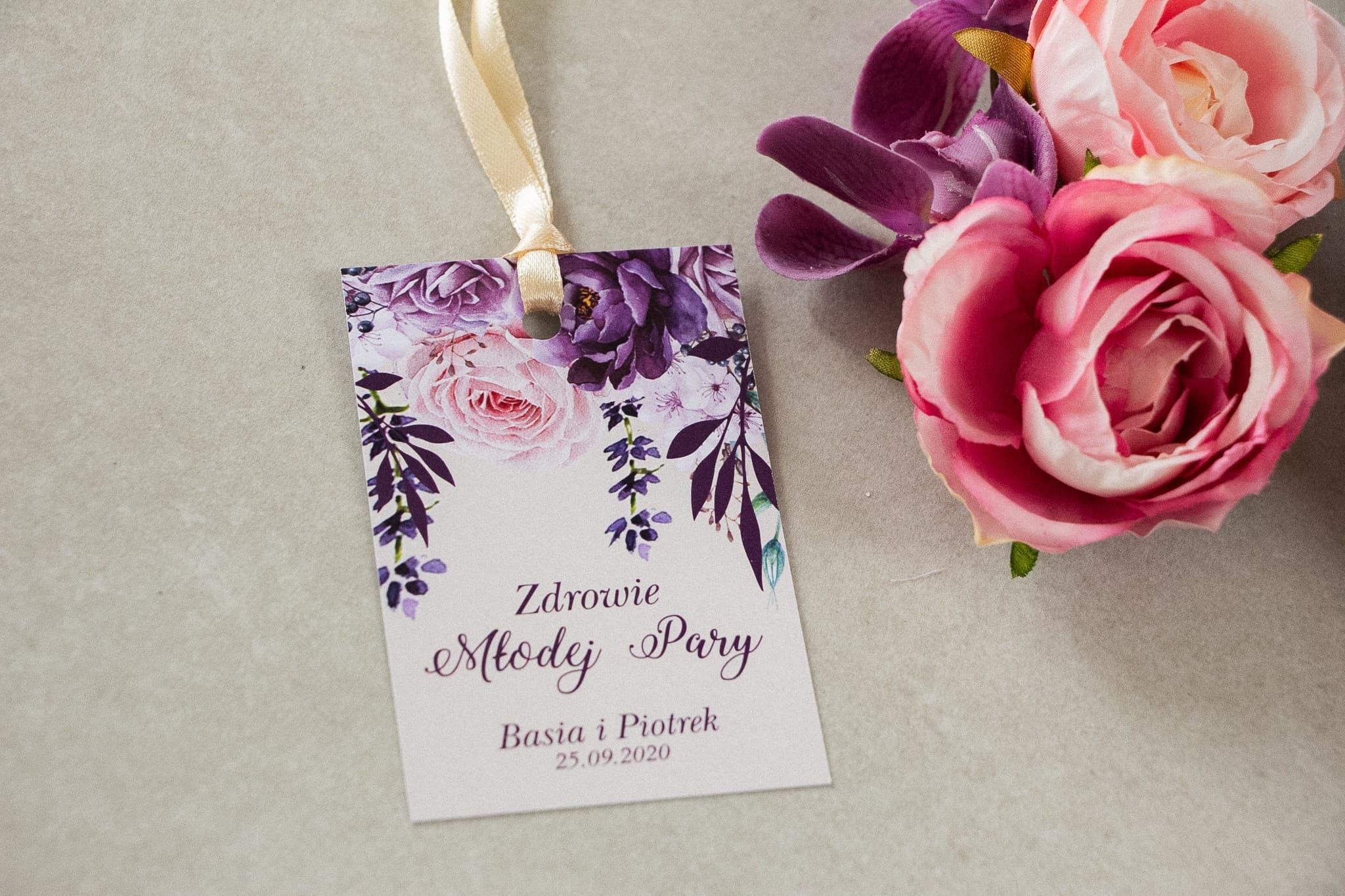 Violette Flaschenanhänger mit Lavendel | Etiketten für Hochzeitsalkohol | Korani Nr. 5