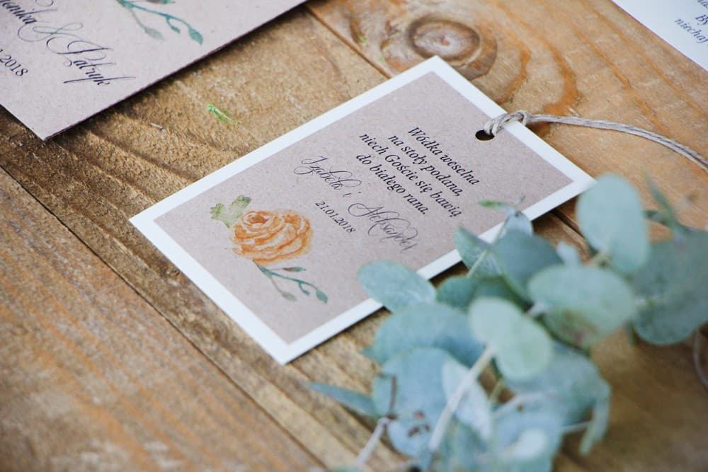 Elegante Anhänger für Hochzeitsspirituosen Gelbe Rose Aquarell | Personalisierte Flaschenanhänger | Margaret Nr. 3