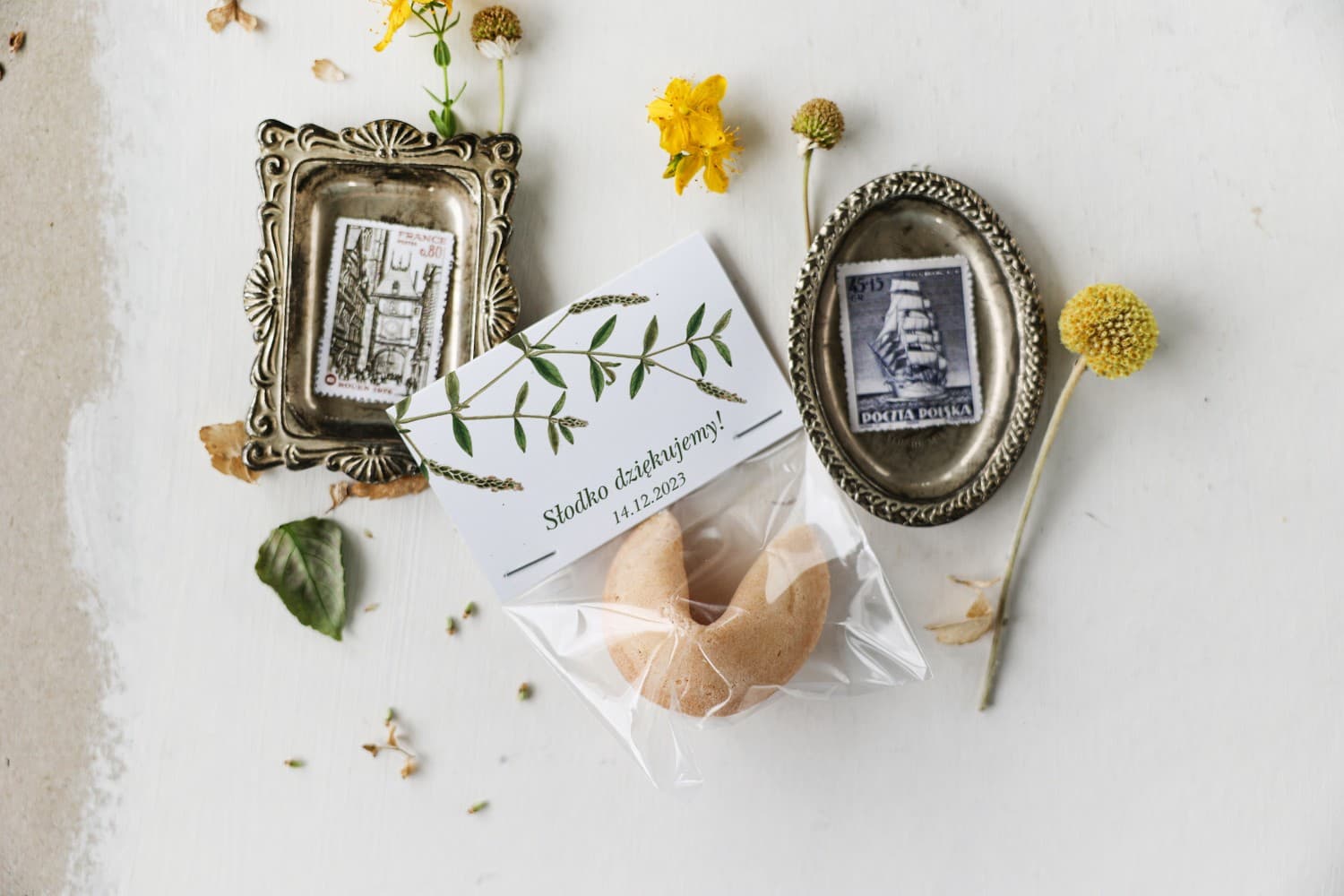 Bottle Green Fortune Cookies | Elegant Wedding Favours | Korani No. 9