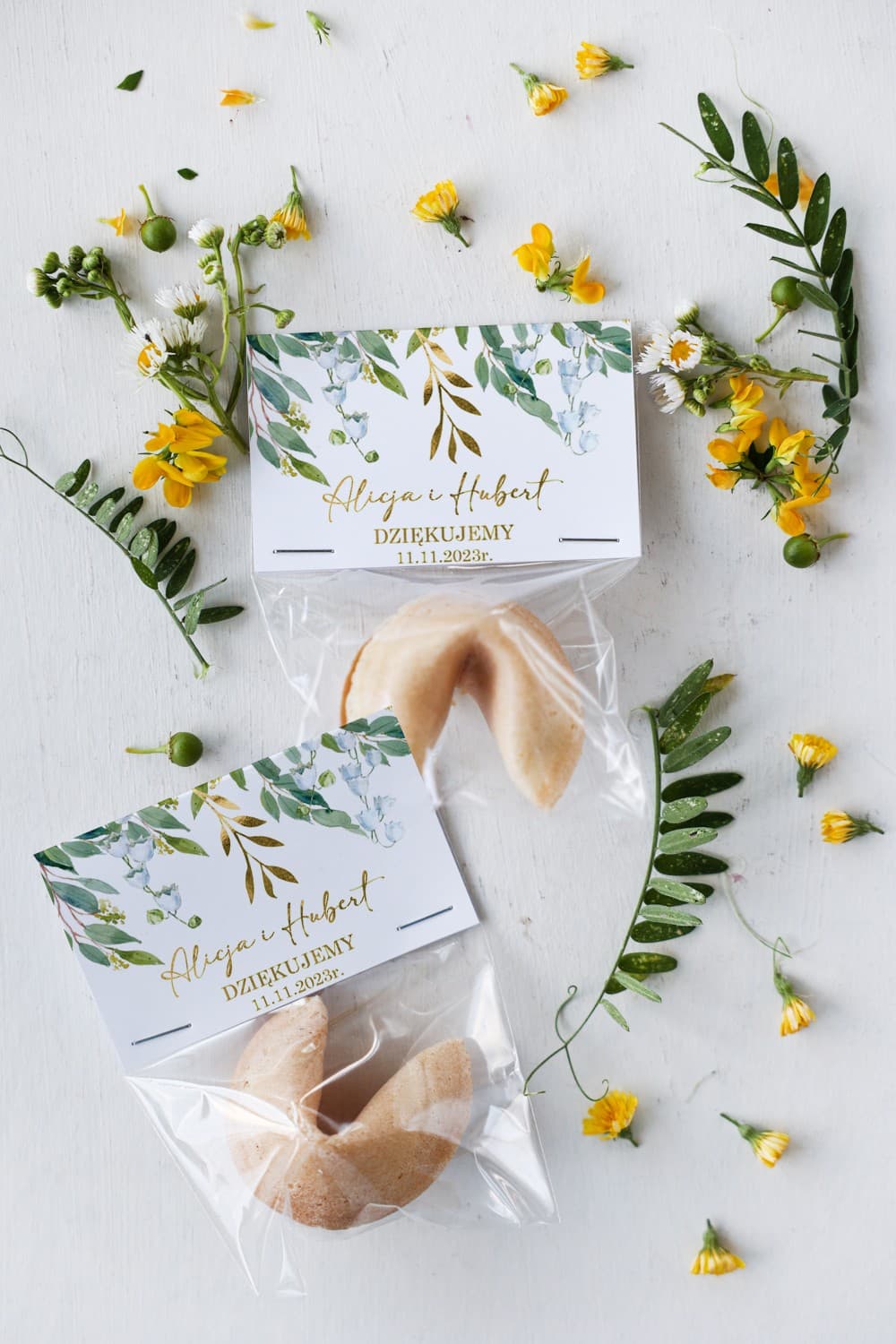 Lily of the Valley Fortune Cookie Wedding Favours with Gold Foiling - Rubin No. 4