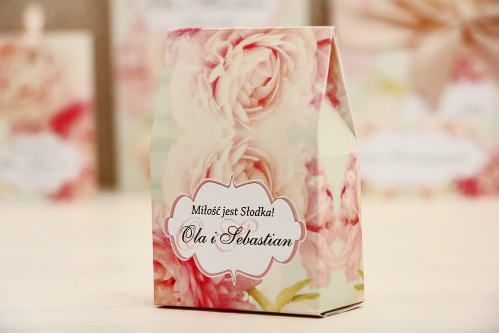 Gastgeschenke Gastgeschenke-Boxen mit Pfingstrosen-Motiv | Personalisierte Dankeschöns für Hochzeitsgäste | Felicja Nr. 2