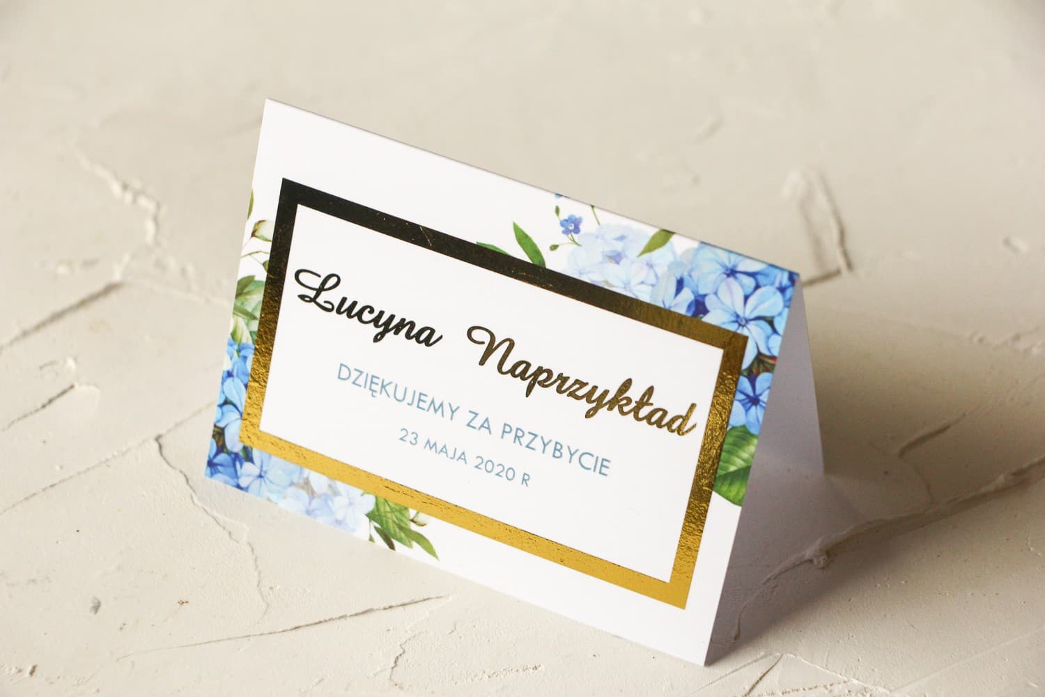 Avril No. 1 Place Cards – Gilded Wedding Cards with Blue Hydrangea