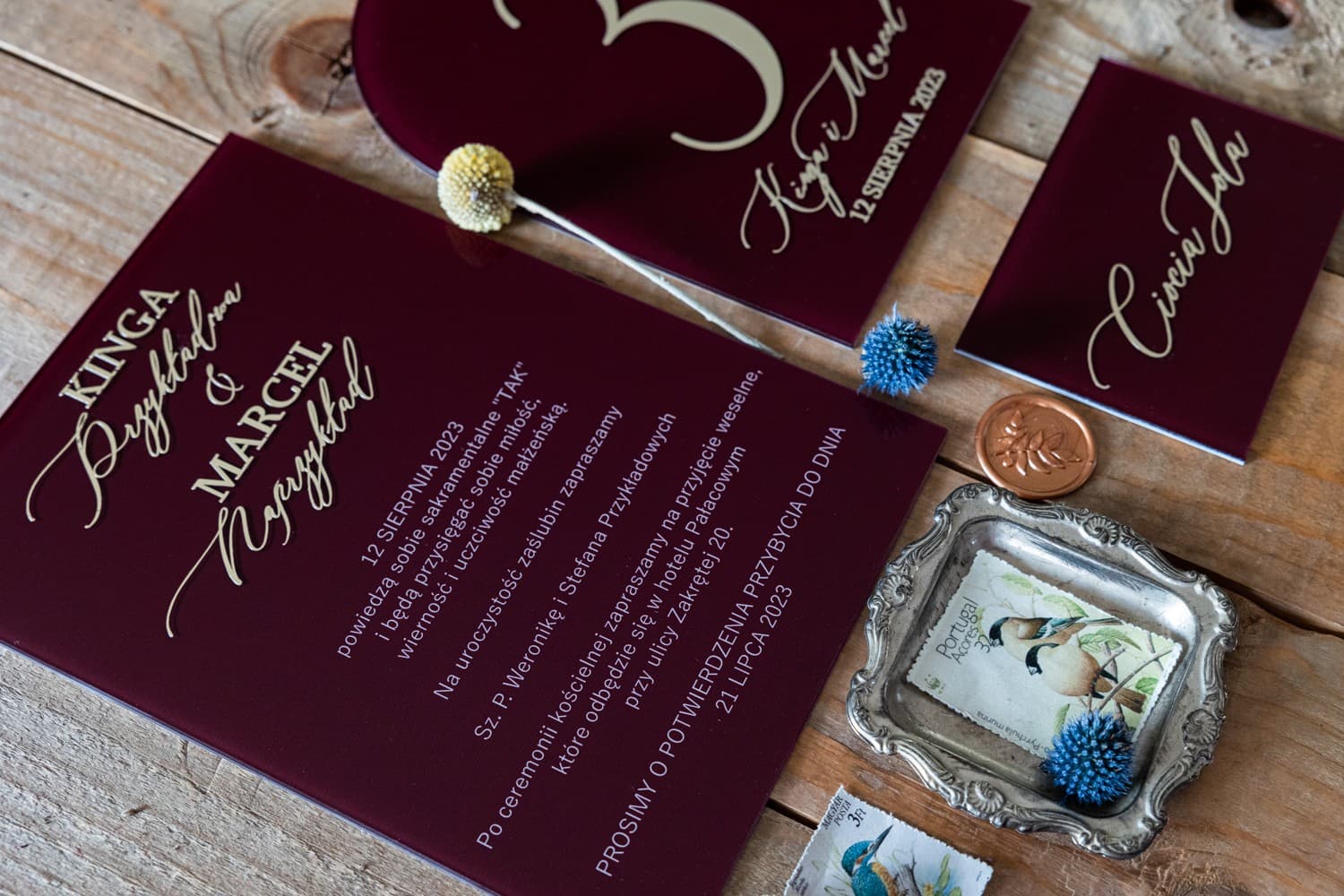 Burgundy Glamour Glass Wedding Invitations with Gold Foiling – Dalia No. 6 - 3