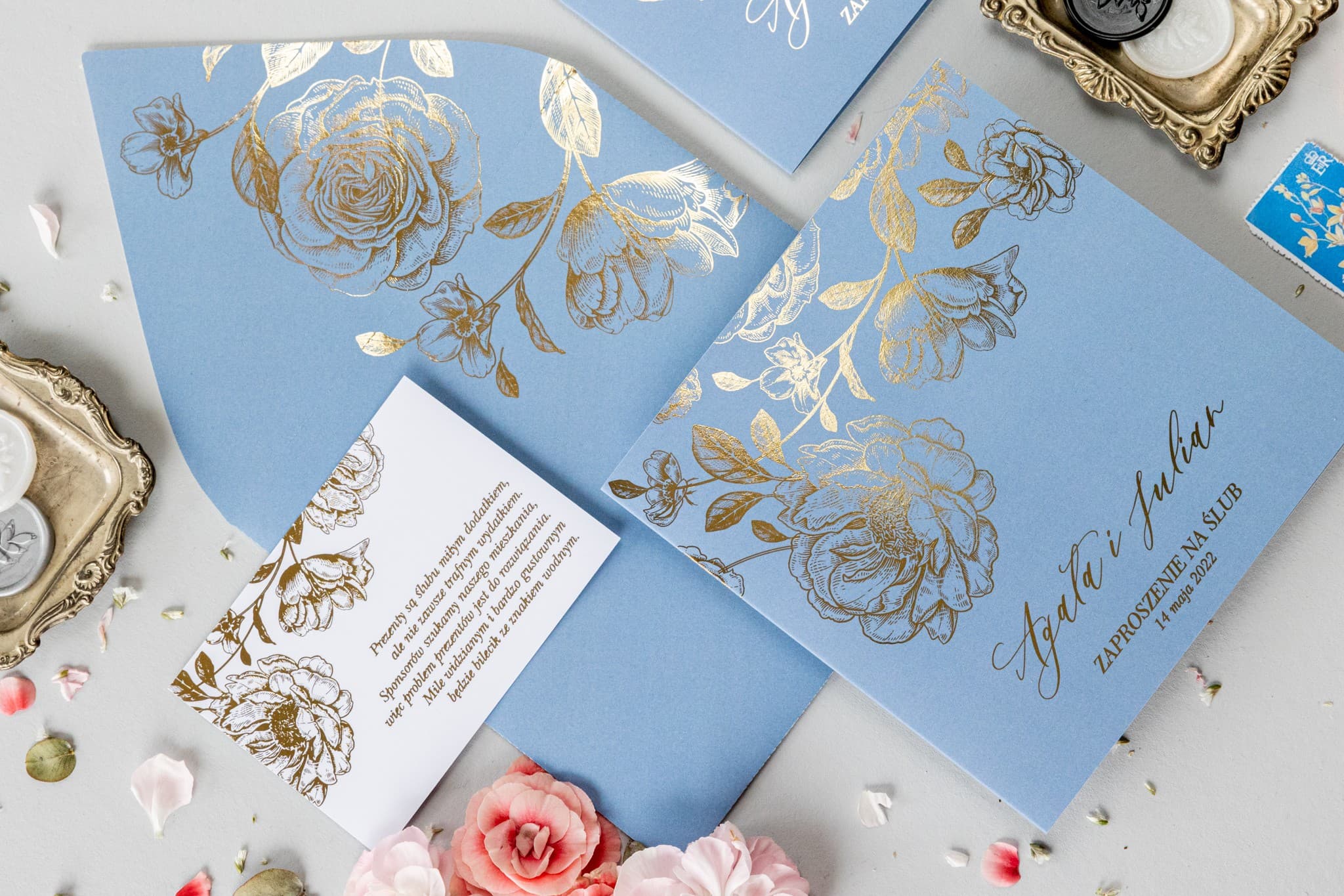 Glamour Wedding Invitations in Dusty Blue with Gold Foil – Onyks No. 2 - 3
