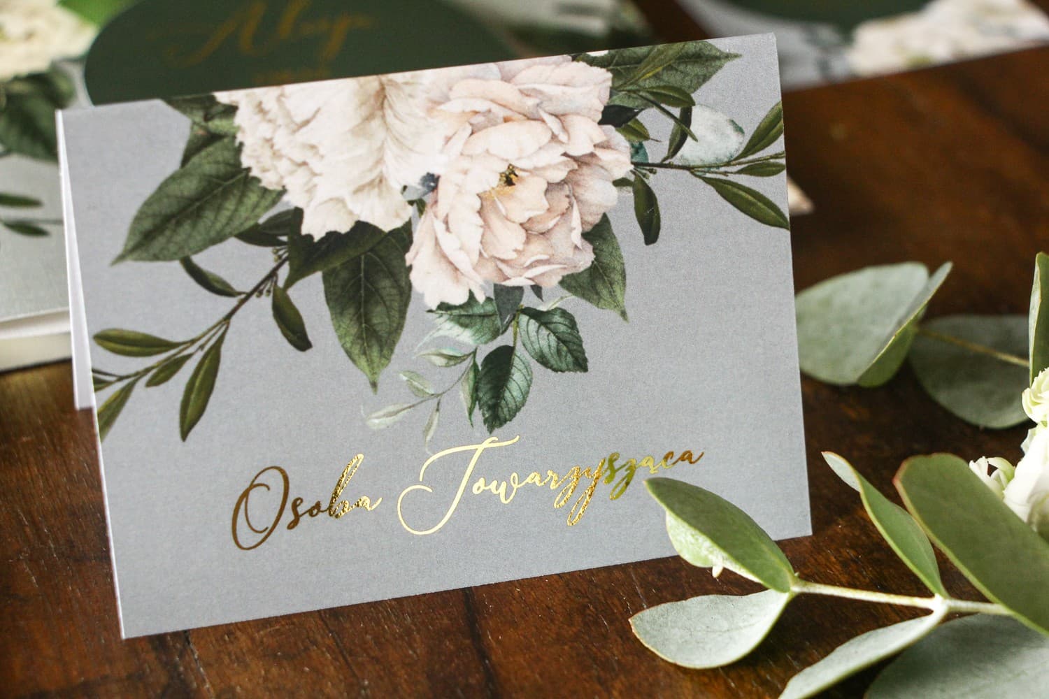 Soreli No. 1 Wedding Place Cards – Gold Foiled with White Peonies