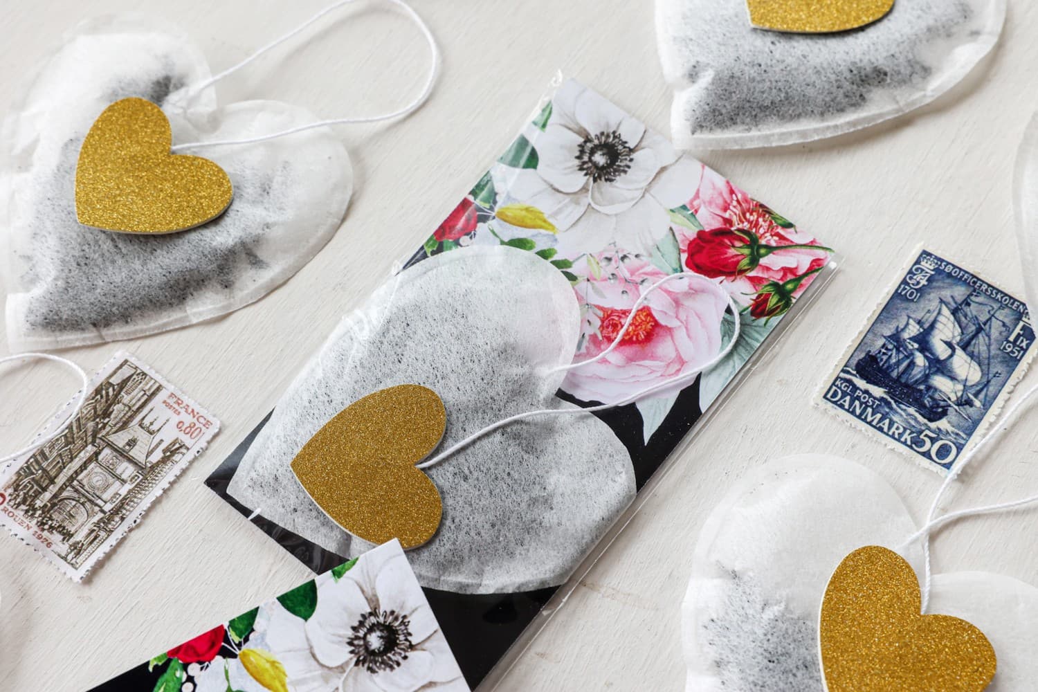 Personalized Heart-Shaped Tea with Peonies | Wedding Favours, Gifts | Szafirowe No. 4 - 2