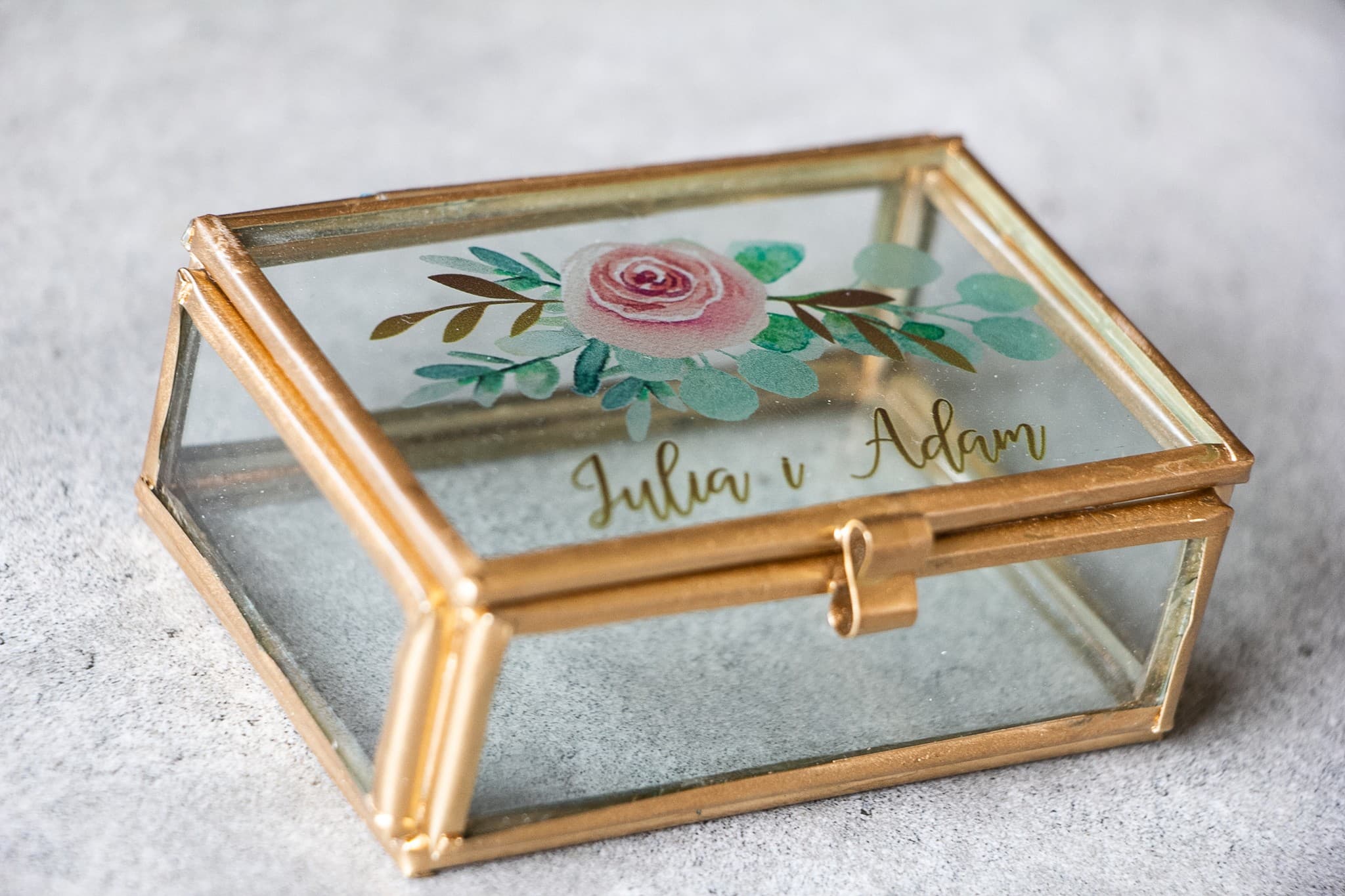 Glas-Schatulle für Eheringe Rubin Nr. 2 – Gold mit rosa Pfingstrosen-Motiv - 3