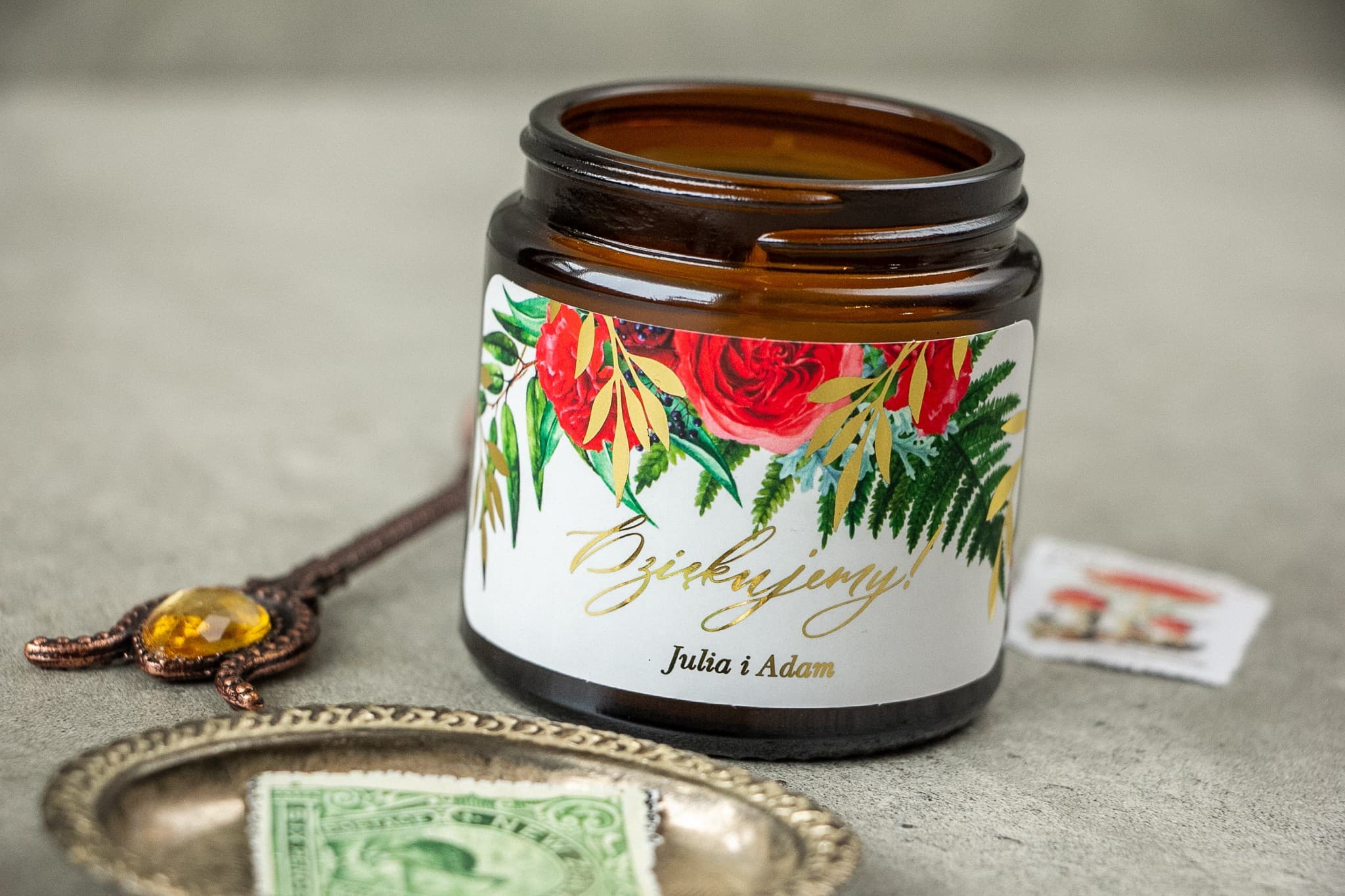 Sojakerze Rubin Nr. 8 – Goldveredelt mit Rose und Gastgeschenk - 2