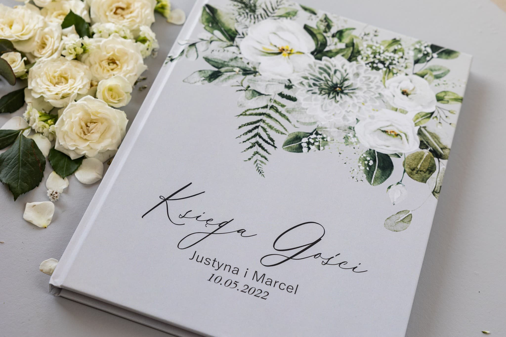 Elegantes Gästebuch mit Astern und Eukalyptus A4 | Personalisiertes Hochzeitsgästebuch | Soft Nr. 4 - 2