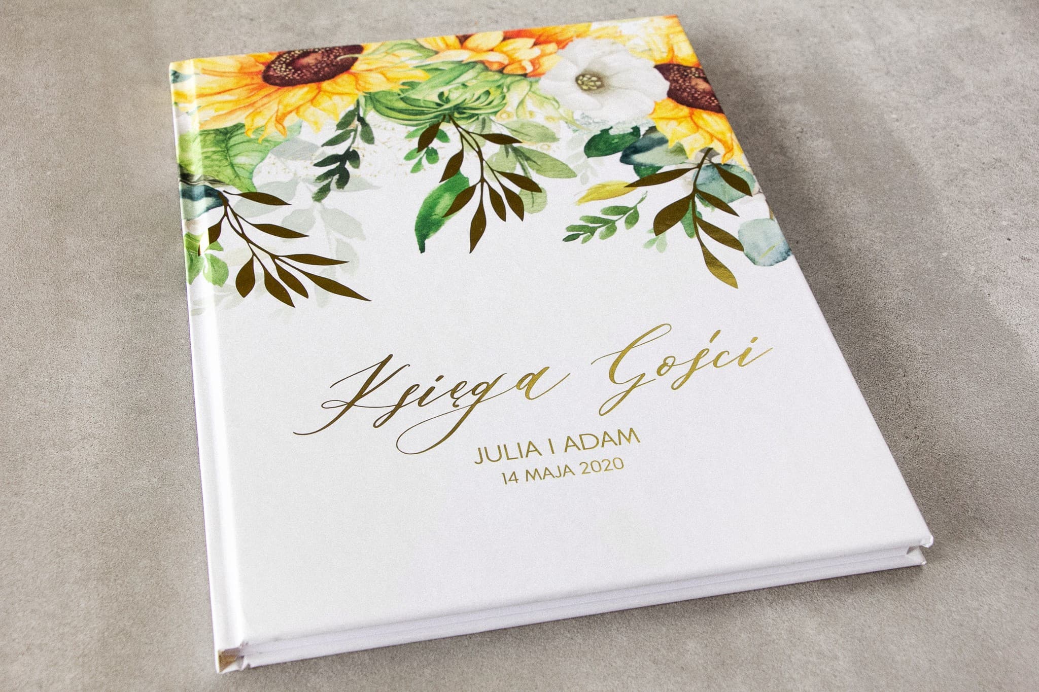 Vergoldetes Gästebuch A4 mit Blumen, Personalisiert | Elegantes Hochzeitsandenken | Rubin Nr. 7 - 2