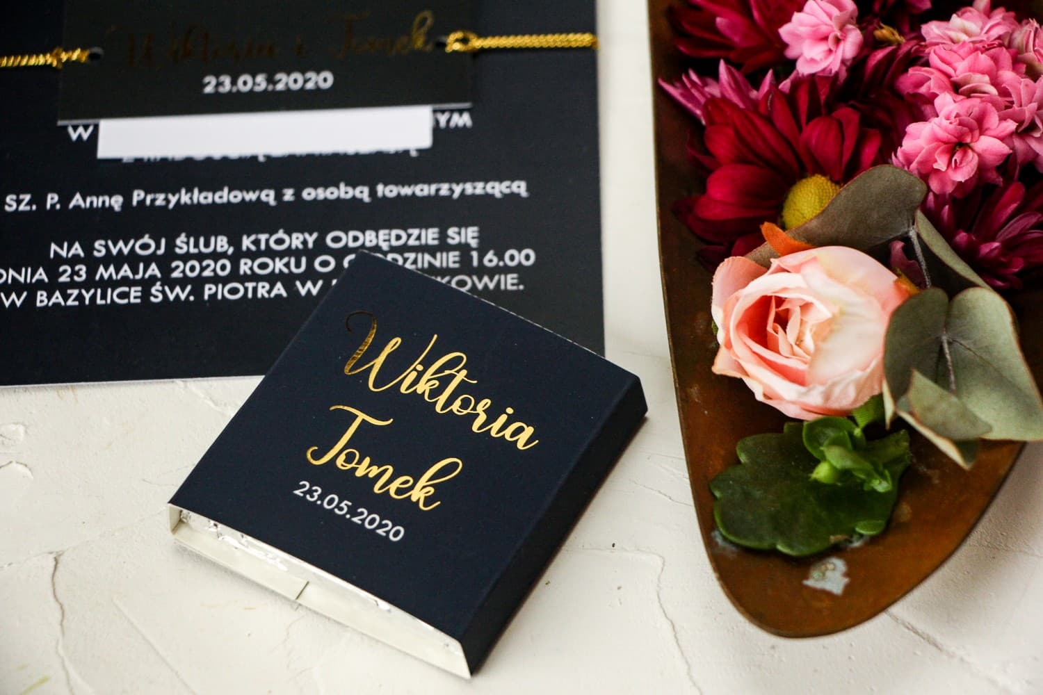 Elegante Hochzeitsschokolade Dunkelblau Goldgeprägt | Gastgeschenke | Emerald Nr. 1