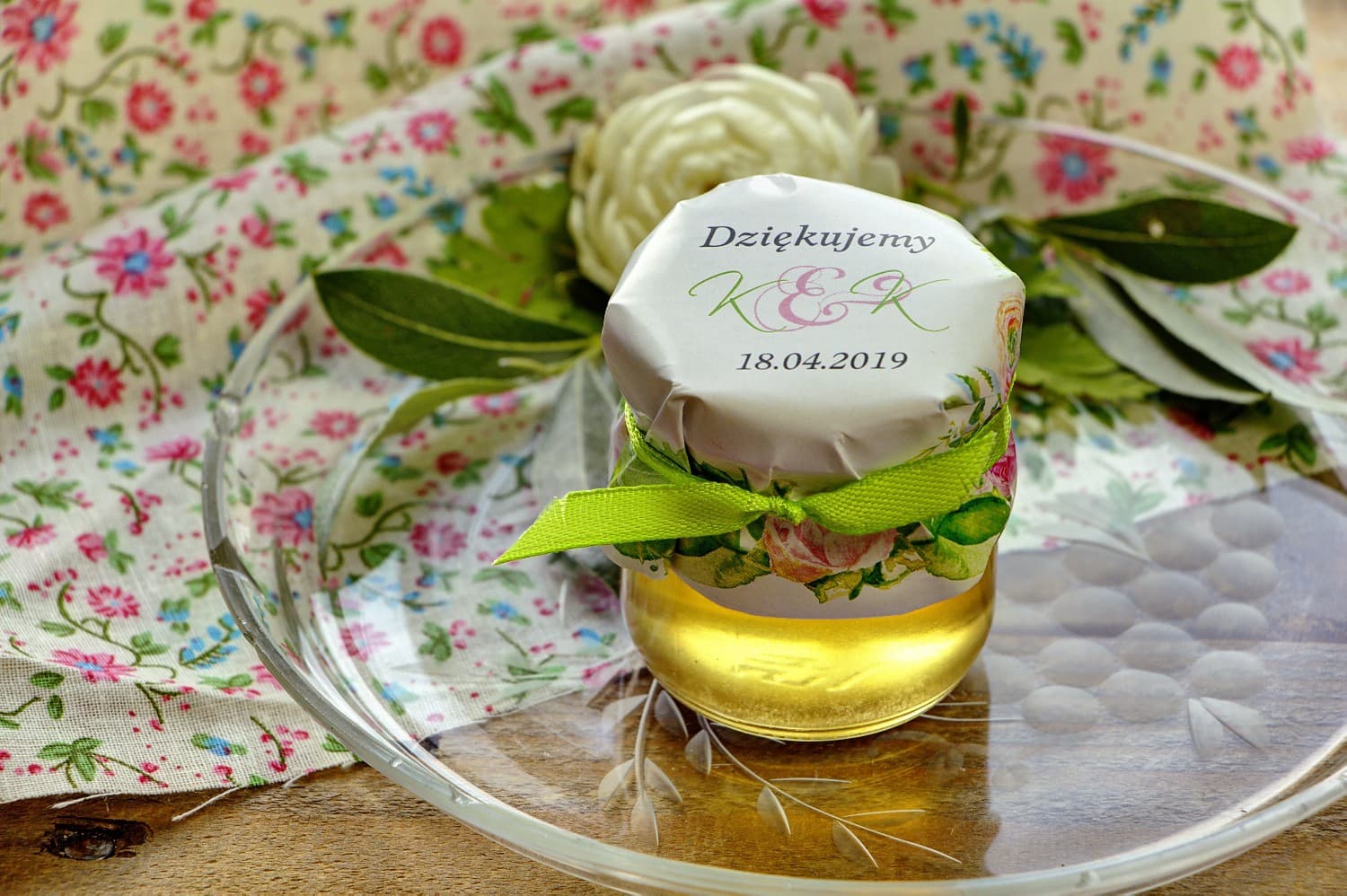 Polish Honey Jar Watercolours No. 22 – Sweet Wedding Favours with Ranunculus Motif