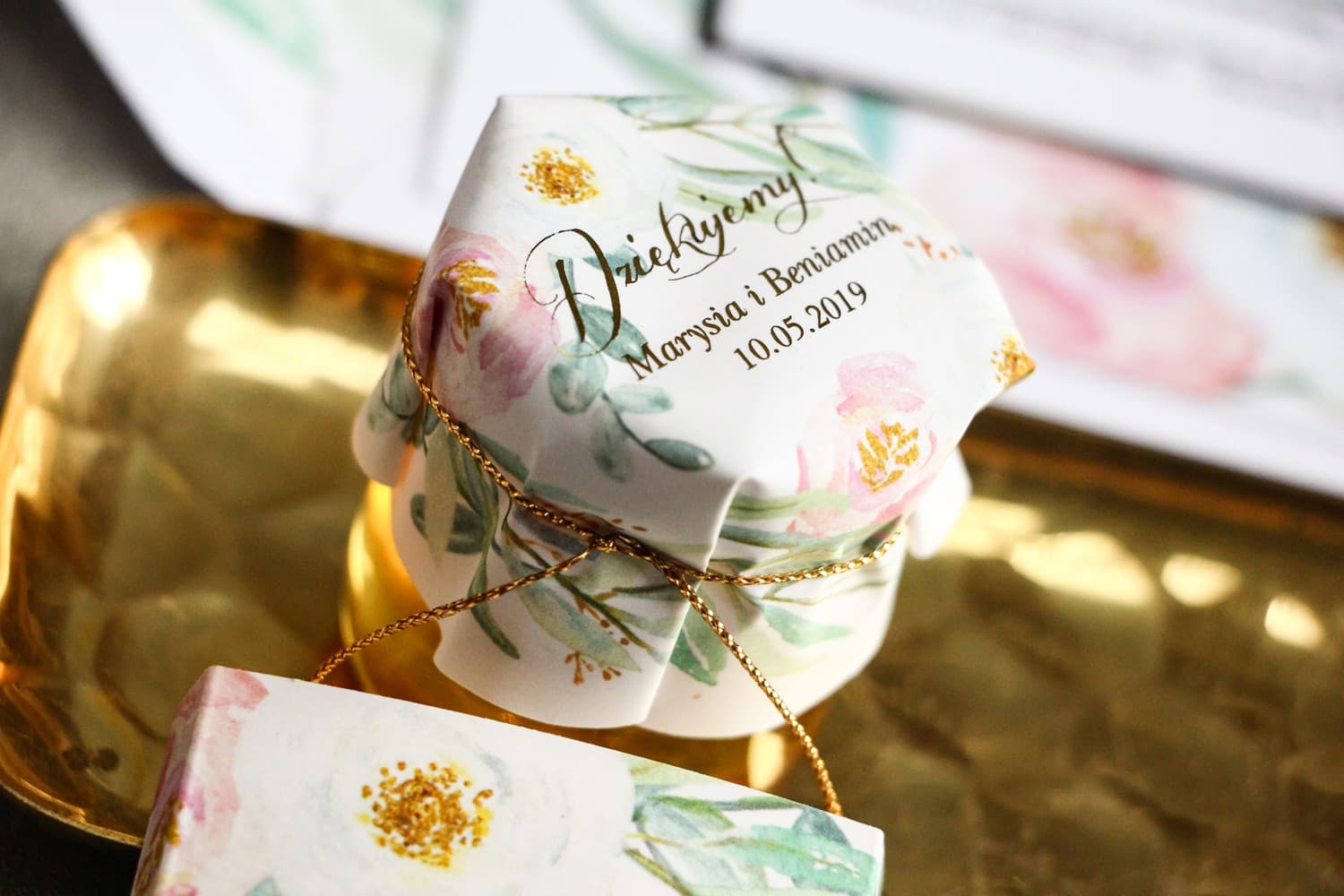 Gold Foiled Wedding Honey Favours Flores Design 1 – Pink Peony Sweet Gift