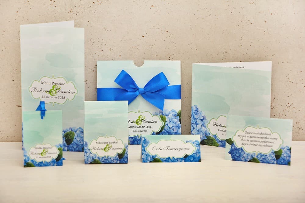 Invitación de boda con accesorios – Felicja n.º 19 – Hortensias azules