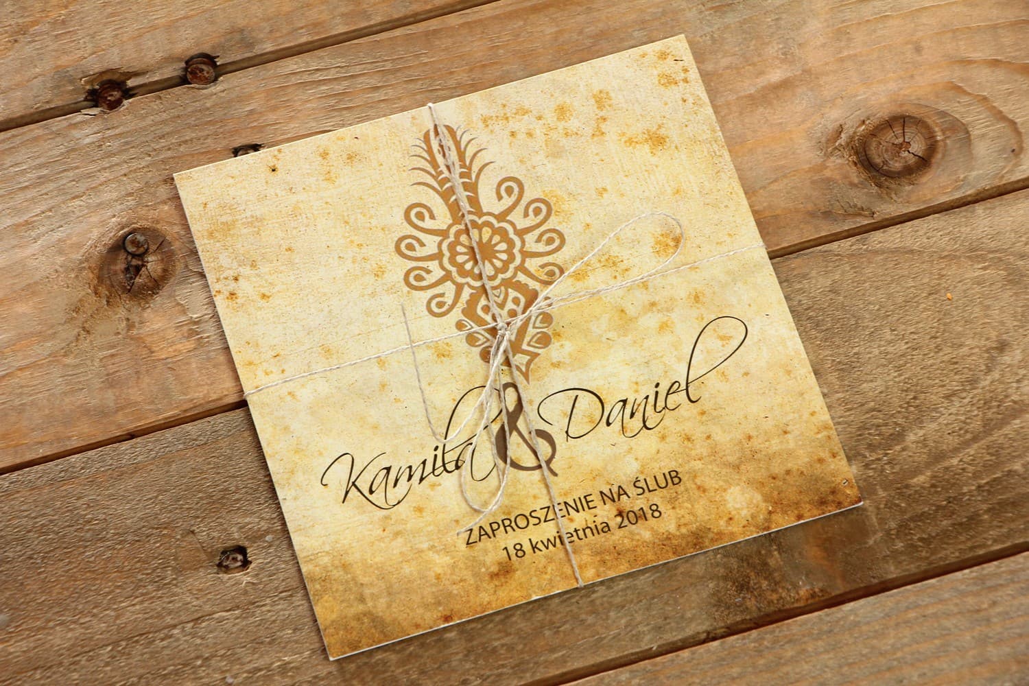 Invitaciones de boda folk con parzenica y cordel natural Folk nº 6
