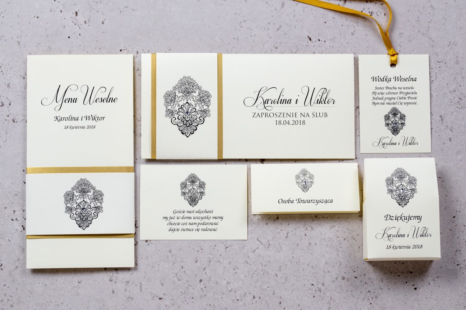 Ensemble complet de papeterie de mariage Moreno n° 1 marque-places étiquettes et invitations Amelia Wedding
