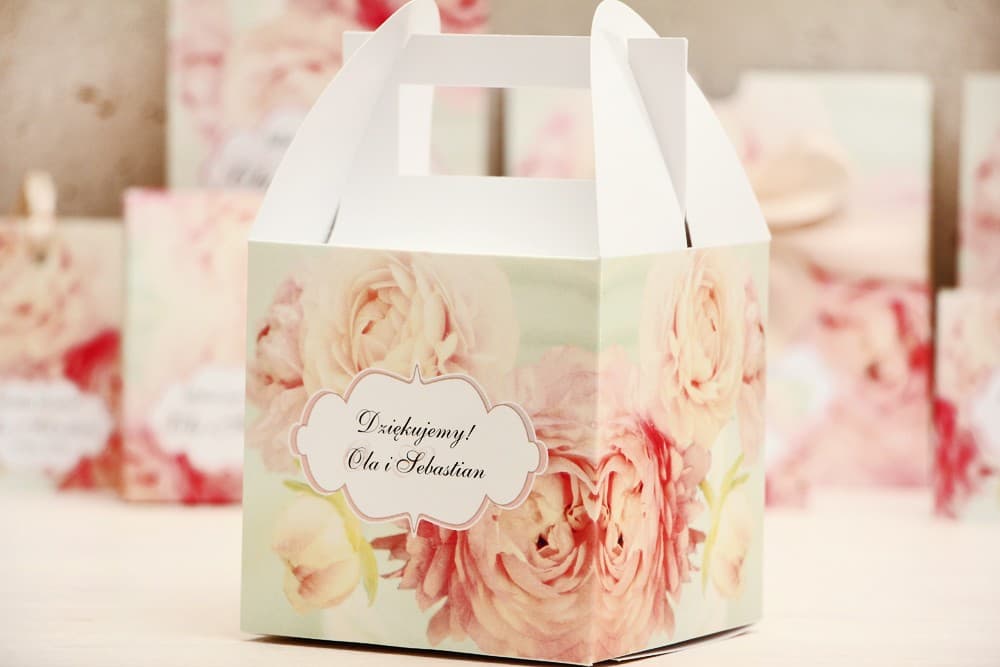 Kuchenboxen zur Hochzeit mit Personalisierung, Pastell-Pfingstrosen | Elegante Gastgeschenk-Verpackung | Kollektion Felicja Nr. 2