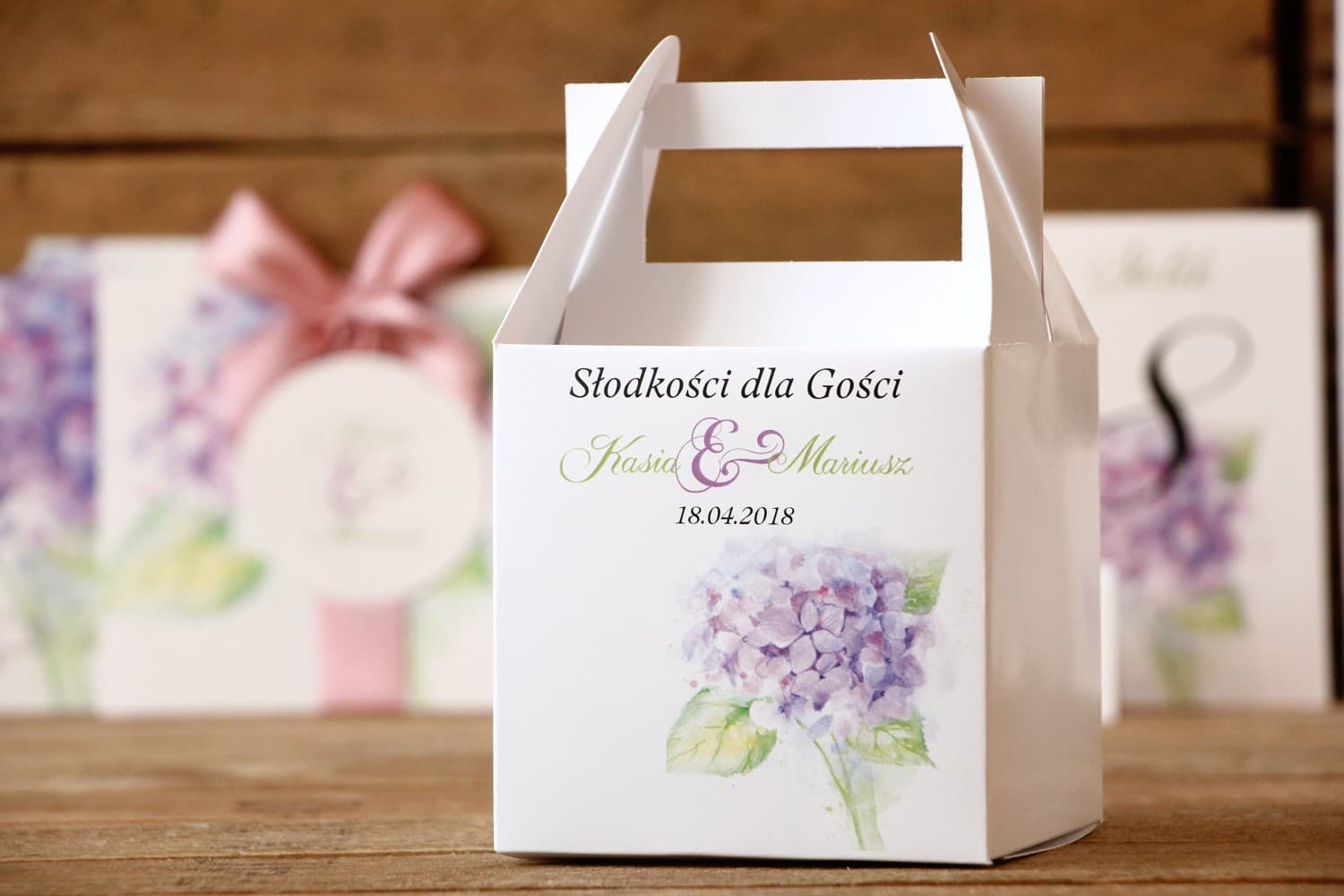 Personalisierte Tortenschachteln mit Griff | Violette Hortensie Aquarell | Malowane Kwiaty Nr. 3