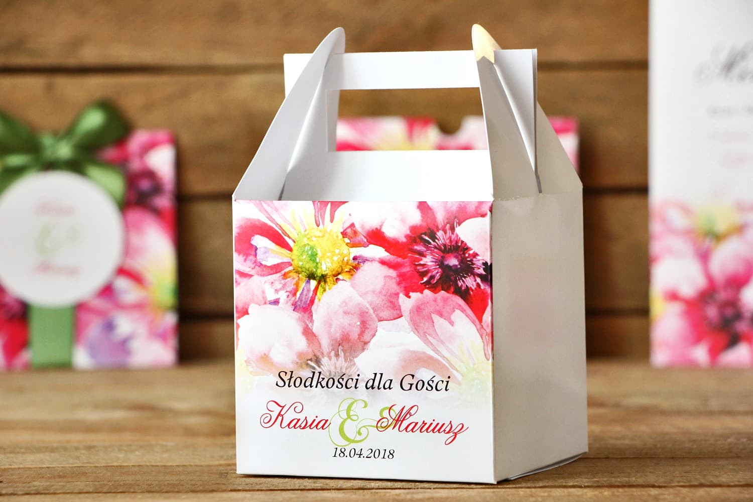 Hochzeitskuchen-Boxen mit Griff und Personalisierung | Aquarell-Blumen in Rosa | Malowane Kwiaty Nr. 7
