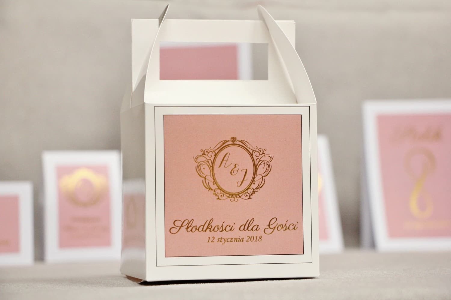 Vergoldete Gastgeschenk-Boxen für Hochzeitstorte Altrosa | Personalisierte Dankeschön-Geschenke | Kollektion Sonata Nr. 2