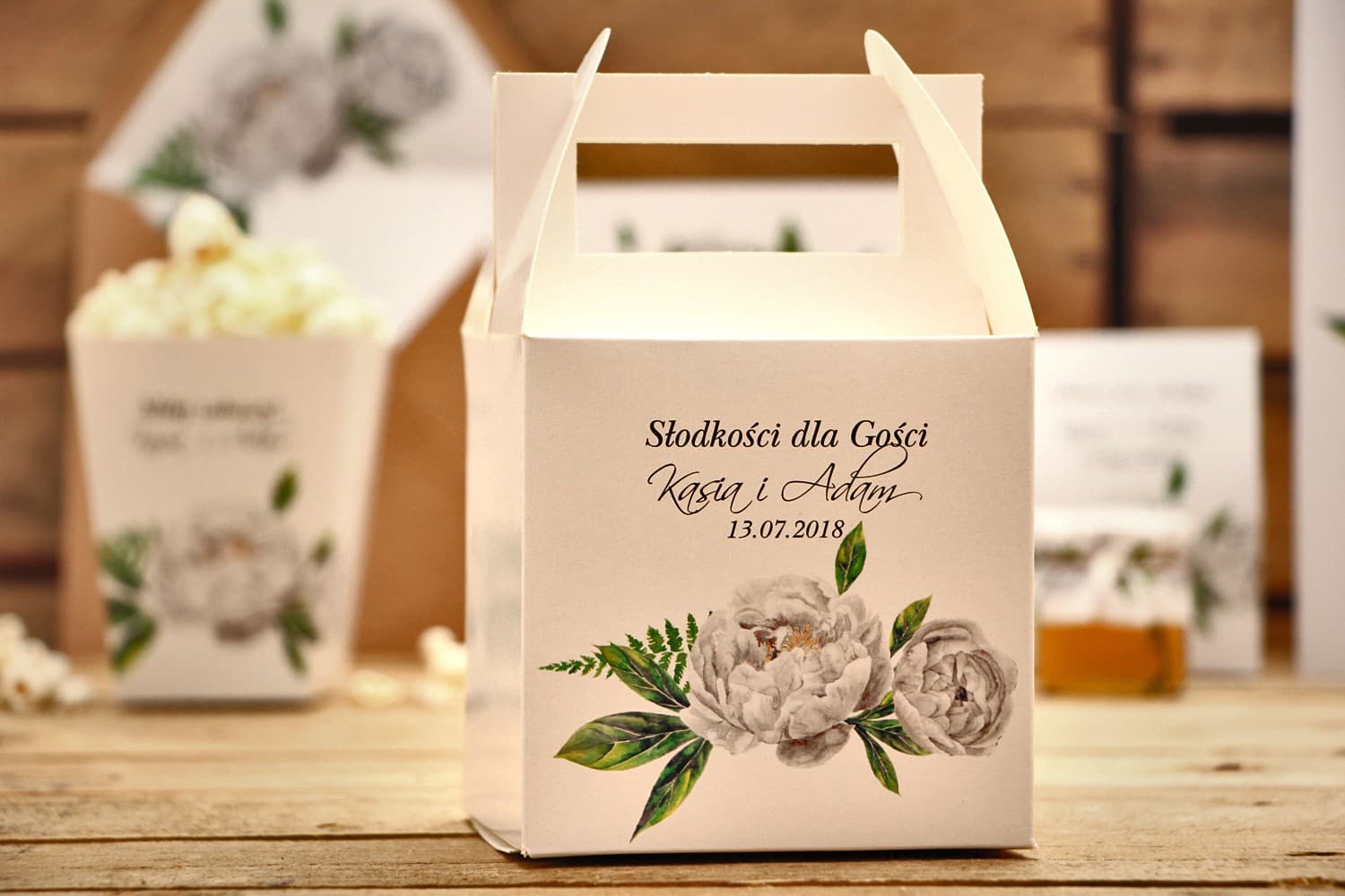 Hochzeitskuchen-Schachteln mit Griff Pfingstrosen | Personalisierte Gastgeschenke | Kalia Nr. 8