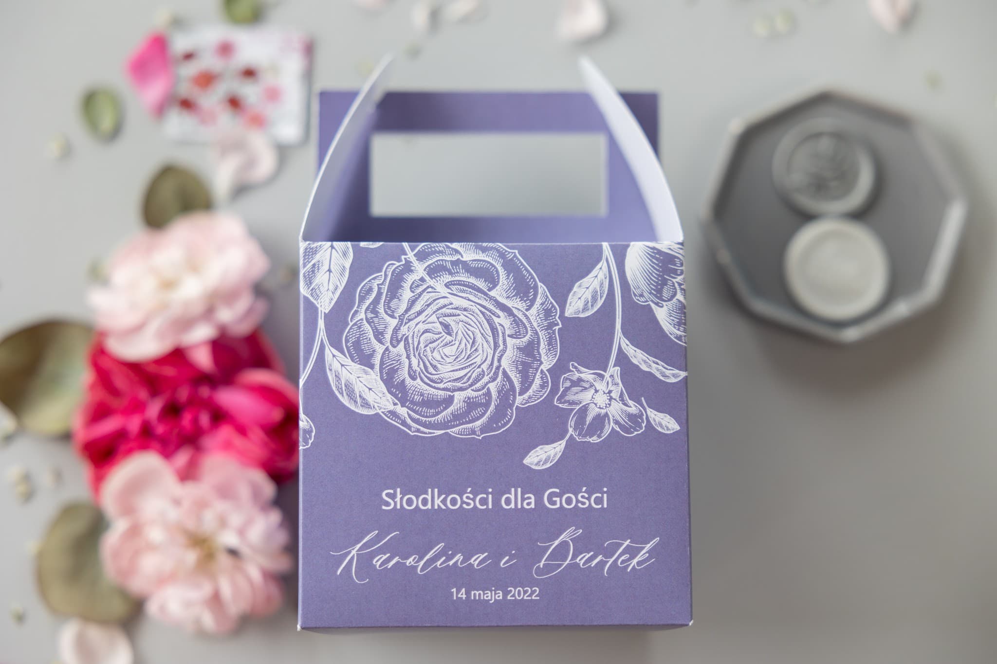 Lavender Wedding Cake Boxes with Handle | Personalized Guest Cake Packaging | Nefryt No. 3