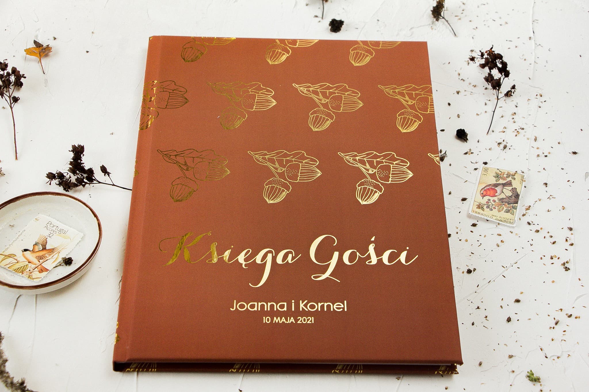 Libro de Invitados Marrón Flores Doradas, Personalizado | Elegante Recuerdo de Boda A4 | Pattern Nº 1