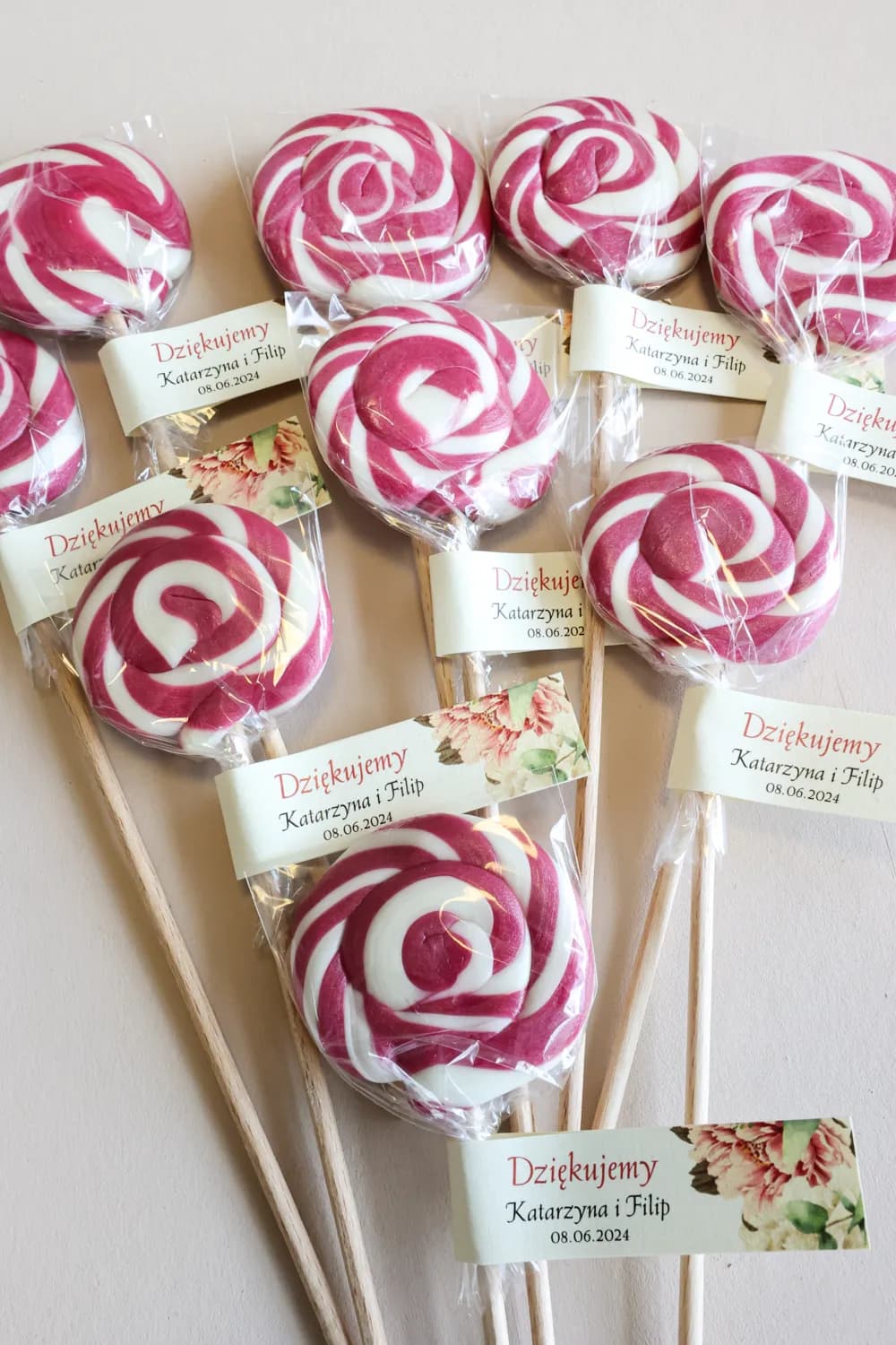 Handmade Lollipops with Peonies, Personalized | Sweet Wedding Favours | Kraft No. 2