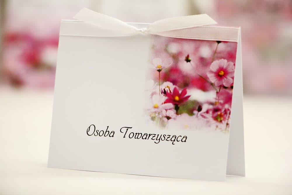 Marcasitios de Boda Elegant nº 5 – Tarjetas de Mesa con Flores Silvestres Violetas