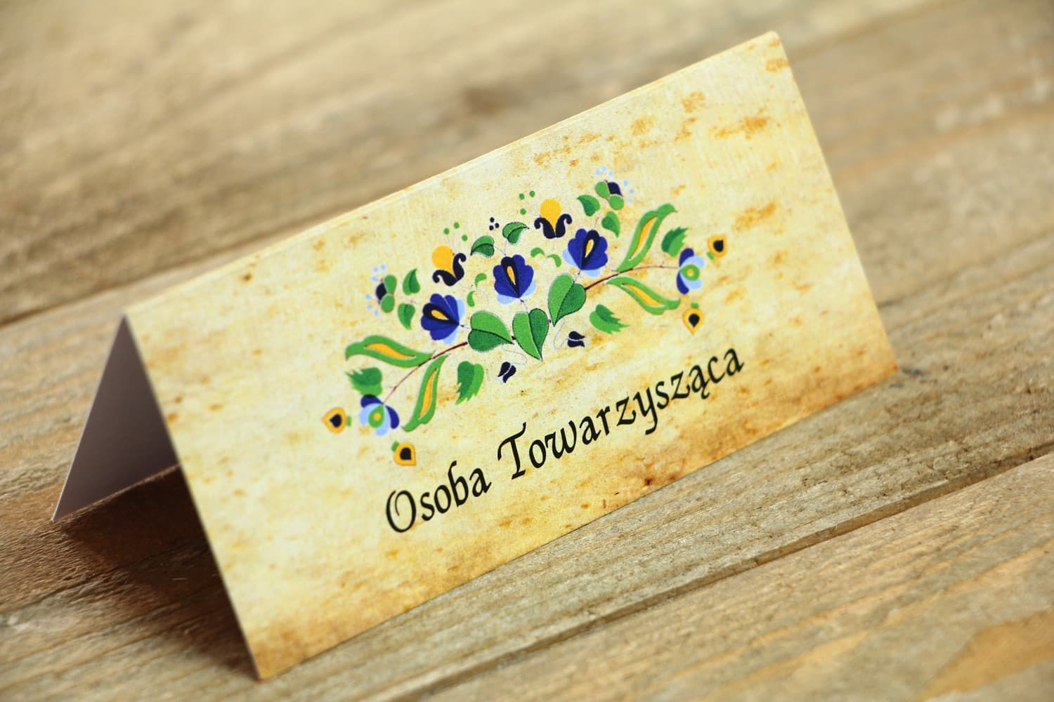 Marcasitios folclóricos y tarjetas de mesa para boda con patrón tradicional de Casubia