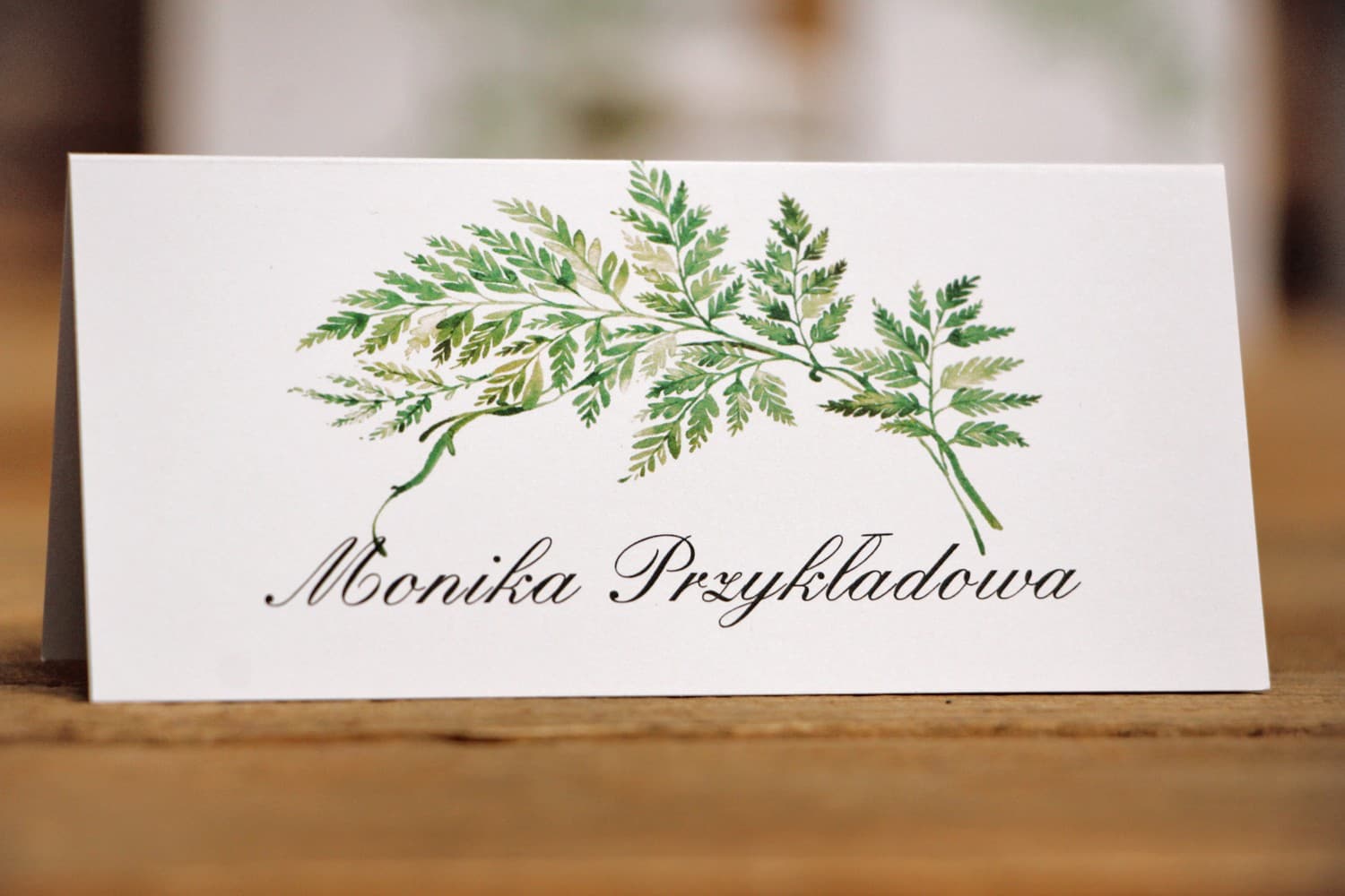 Marcasitios de Boda Kalia nº 1 – Tarjetas Botánicas de Mesa con Hoja de Helecho