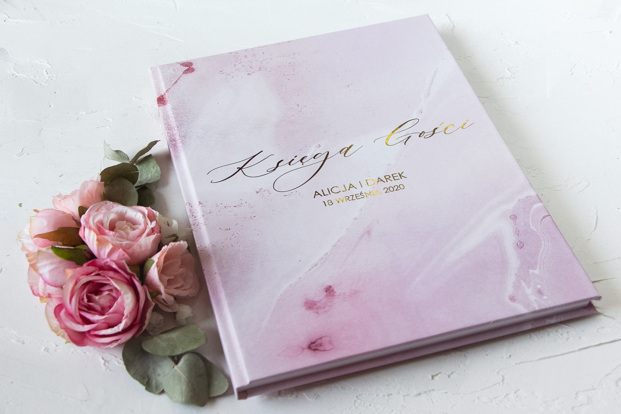 Rosa Gästebuch mit Goldprägung, Marmor-Muster A4 | Personalisiertes Hochzeitsgästebuch | Marmor Nr. 2