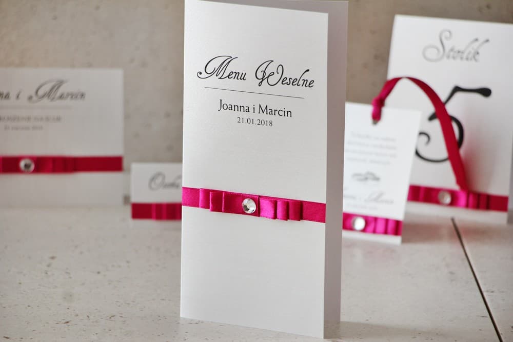 Elegante Menú con Lazo y Circonita, Papel Perlado | Menú de Boda, Carta de Mesa | Amaretto nº 8