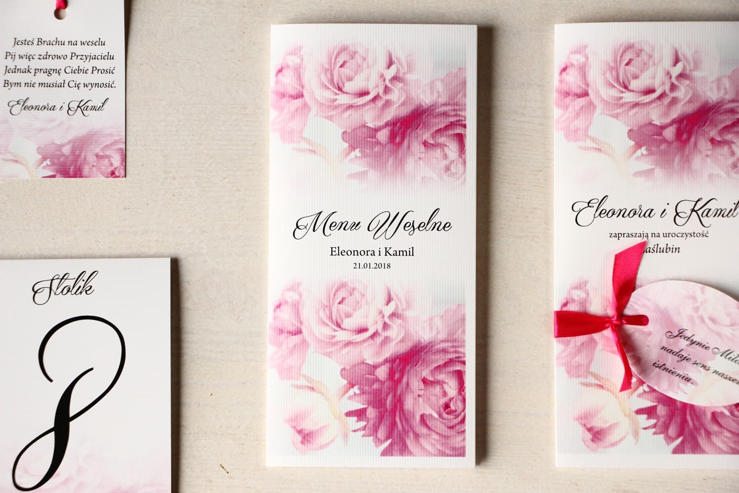 Elegante Menú de Boda Plegable Peonías Rosas | Carta de Menú para Mesa | Magnet nº 16
