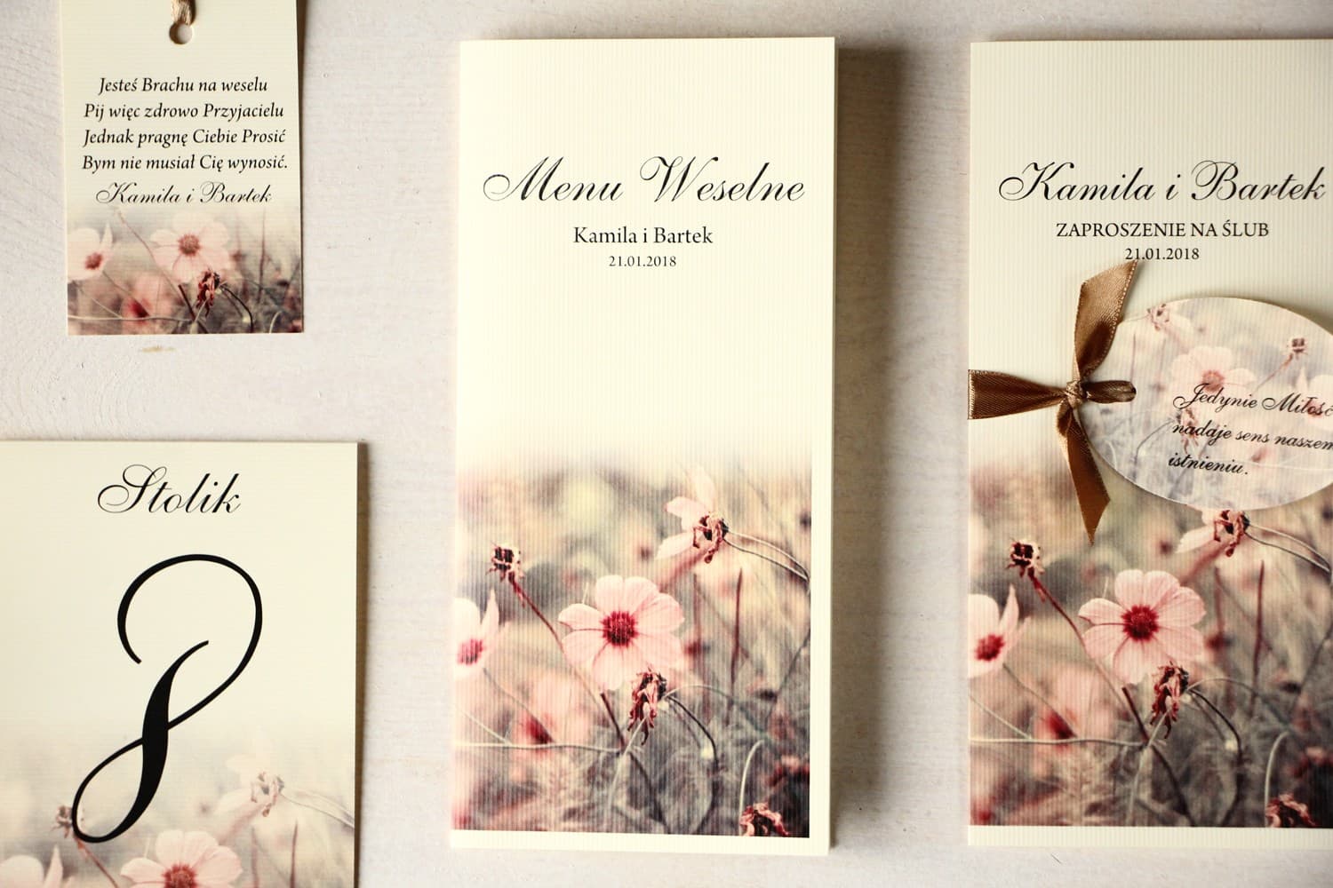 Elegante Menú de Boda Plegable con Flores de Otoño | Carta de Menú para Mesa de Boda | Magnet nº 5