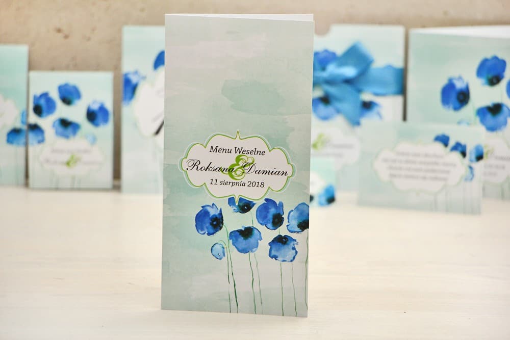 Menú de Boda Amapolas Azul Aciano Acuarela sobre Fondo Menta | Cartas de Menú Personalizadas | Felicja n.º 18