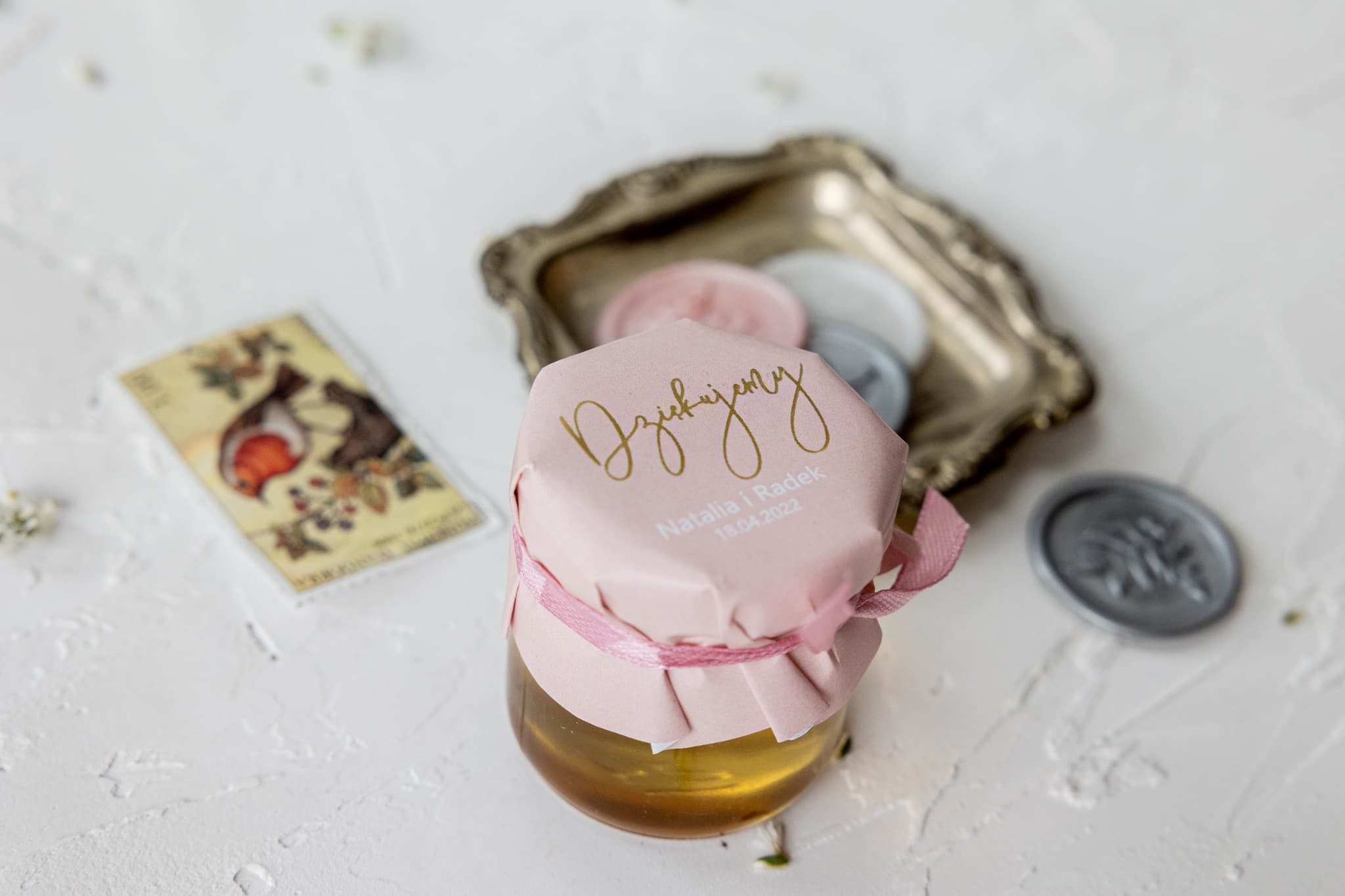 Miel de Boda Jaspis nº 3 – Detalle Dorado en Rosa Empolvado
