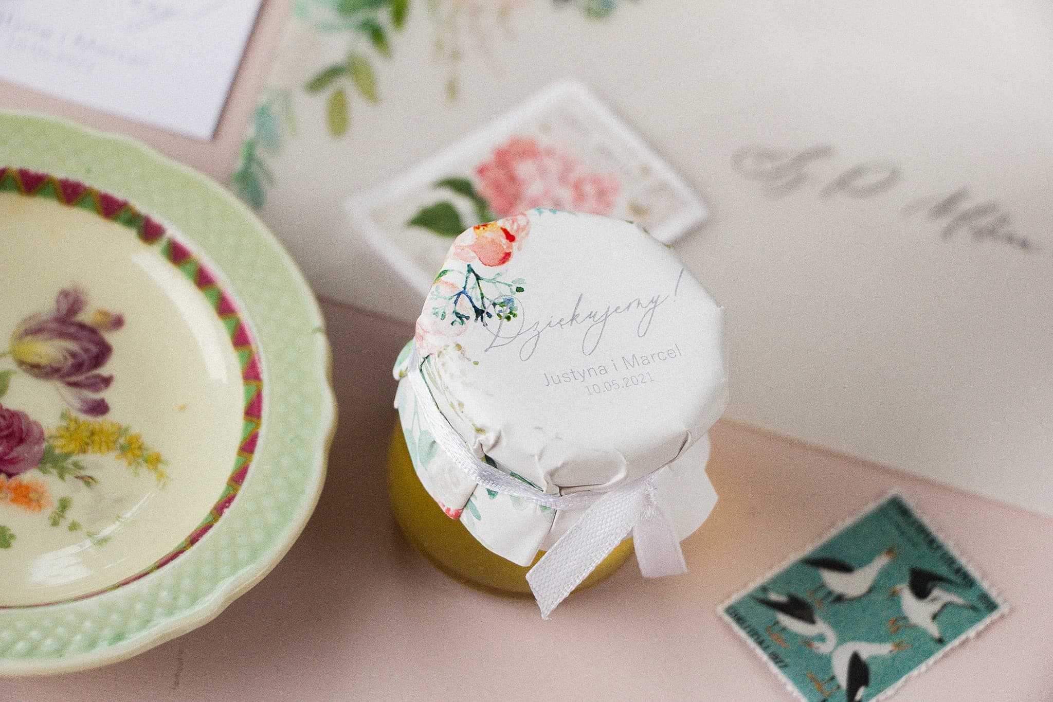 Miel de Boda Soft nº 1 – Dulce Agradecimiento con Motivo de Peonías