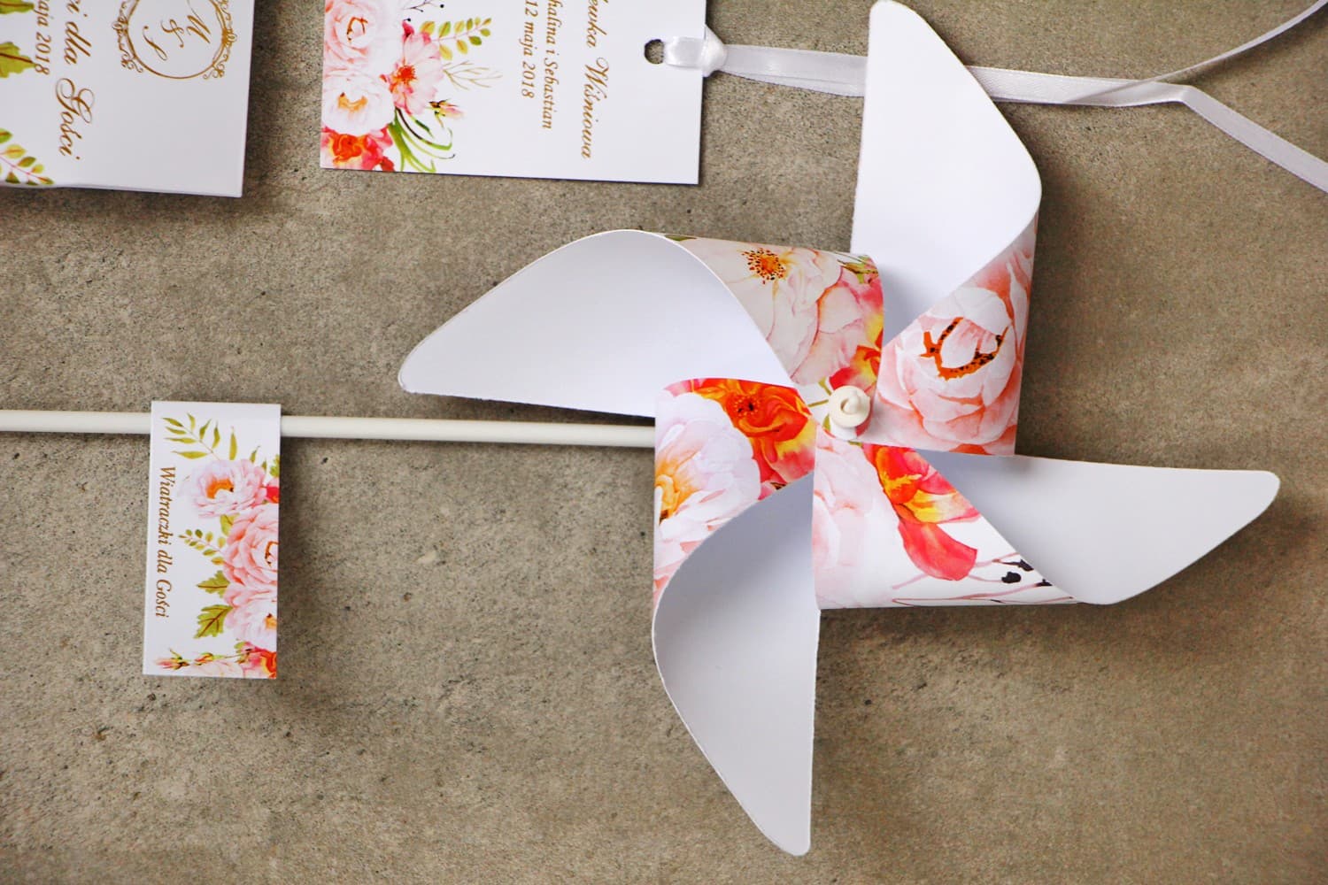 Molinillos de Viento para Boda con Peonías | Detalles Personalizados para Invitados | Sorento n.º 13