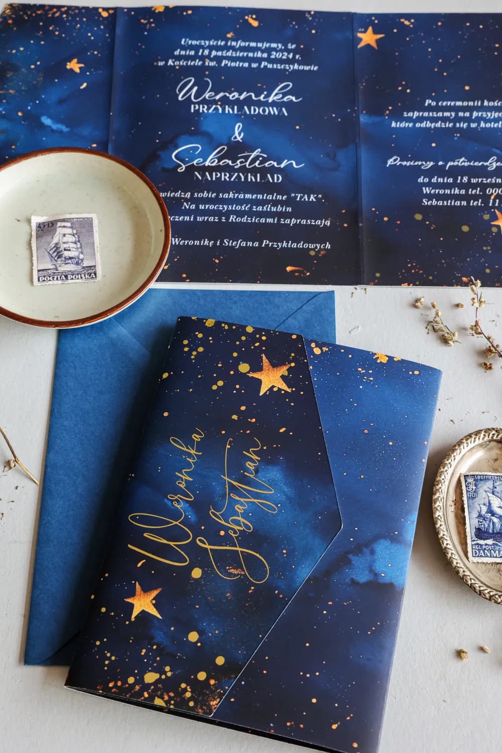 Muestra de invitación de boda con estrellas doradas – Jadeit n.º 10