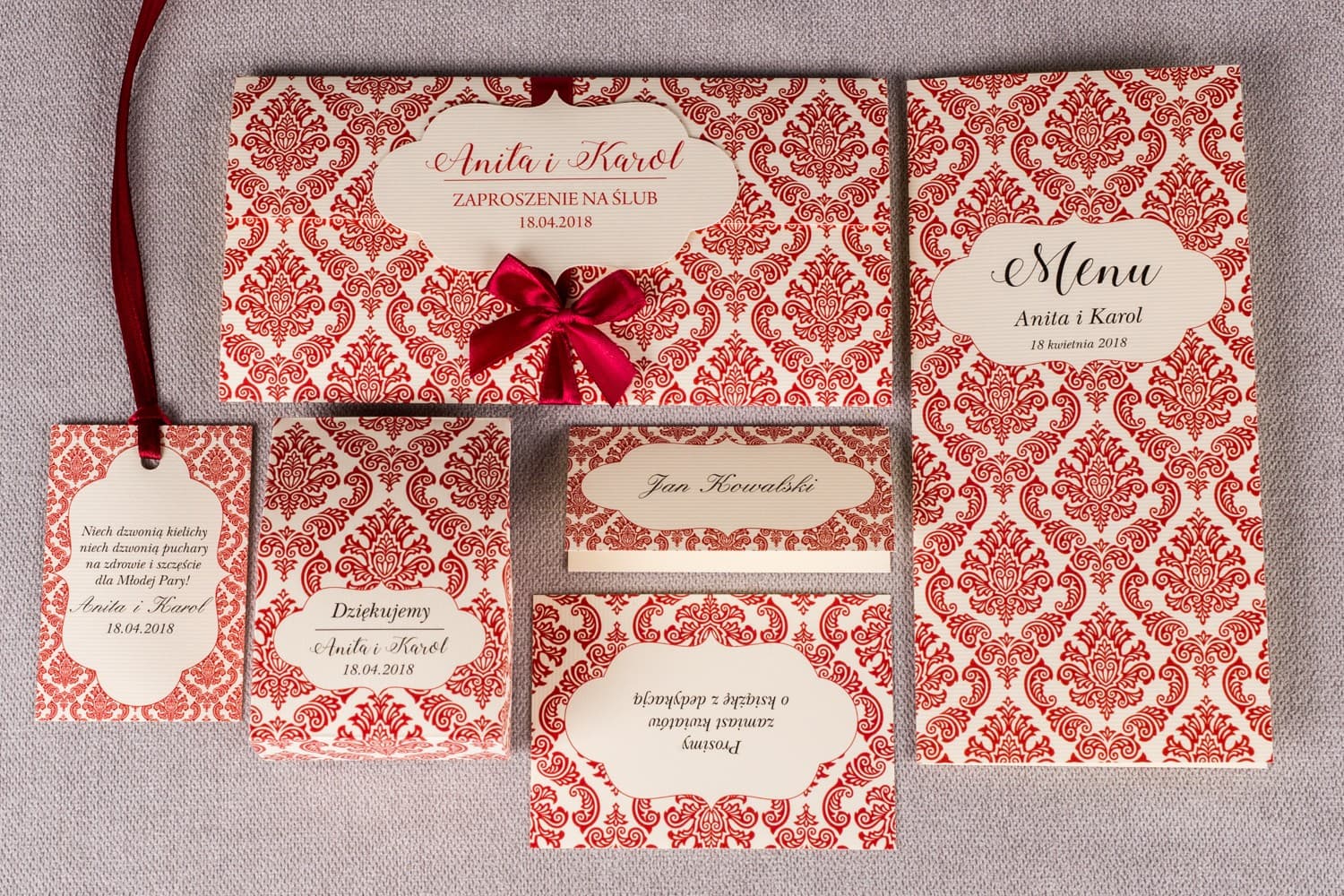 Muestras de Invitaciones de Boda con Ornamentos Rojos | Set Elegante con Lazo | Madras n.º 5