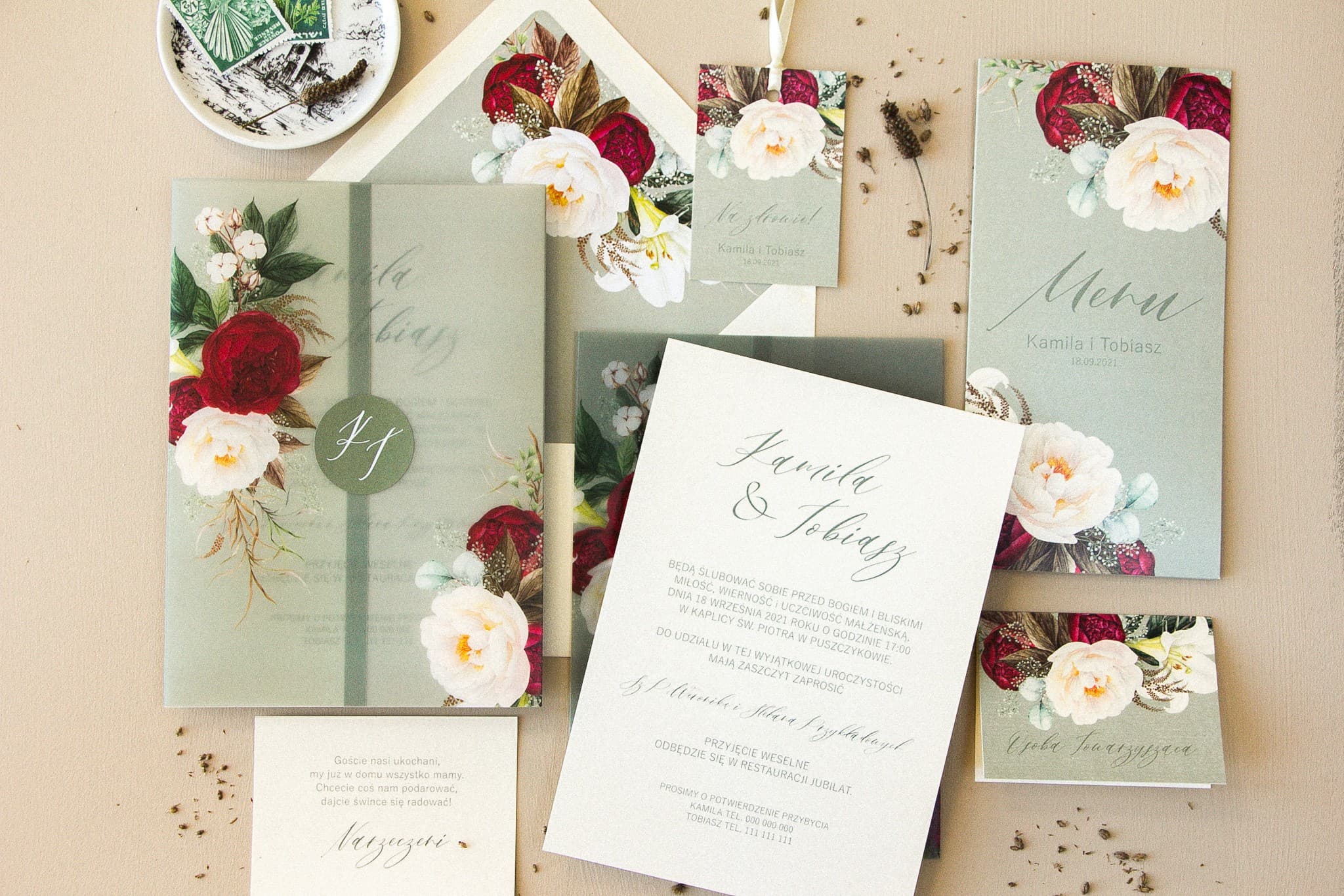 Muestras de invitaciones de boda boho con peonías – Opal 9