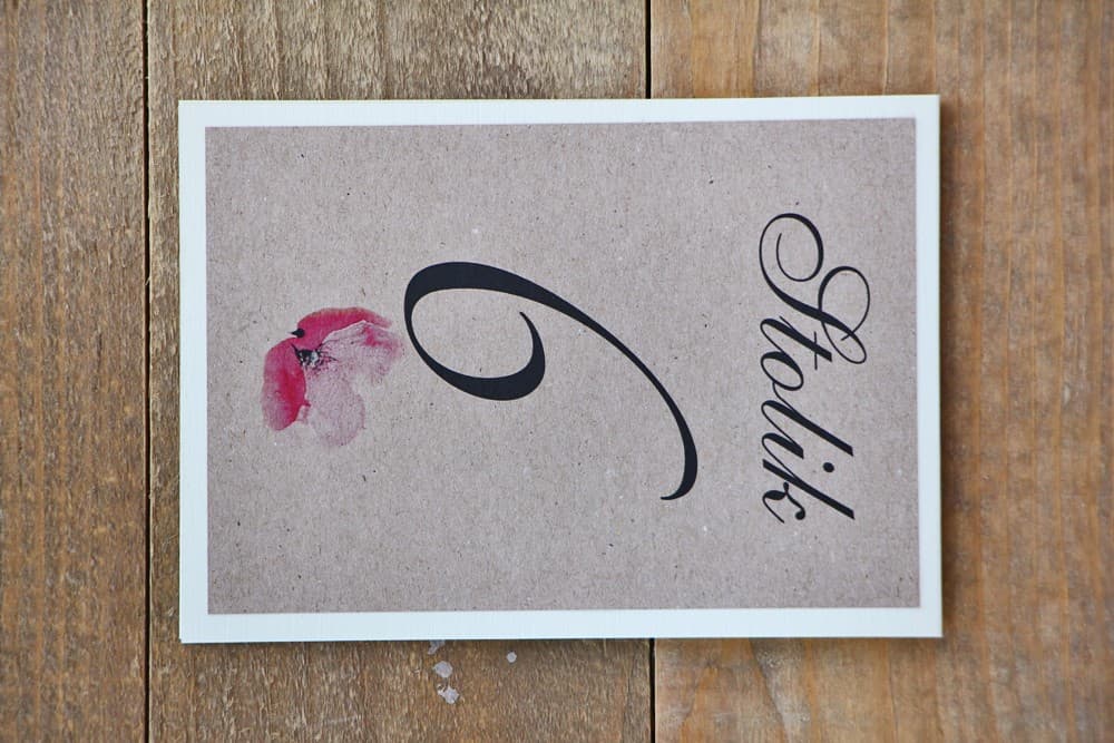 Elegantes números de mesa con amapola rosa, papel texturizado lino | Números para mesas de boda | Margaret n.º 5