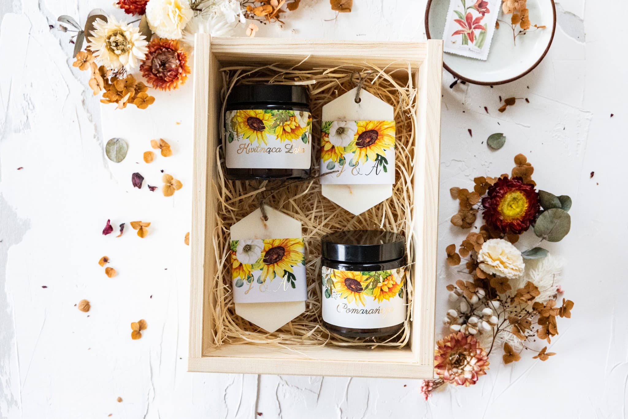 Parents' Thank You Gift Box Sunflowers | Wedding Keepsake with Candles and Foiling | Rubin No. 7