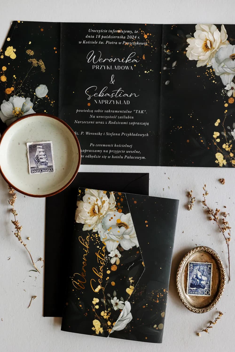 Partecipazioni weselne moderne Giada n. 5 rose bianche Amelia Wedding