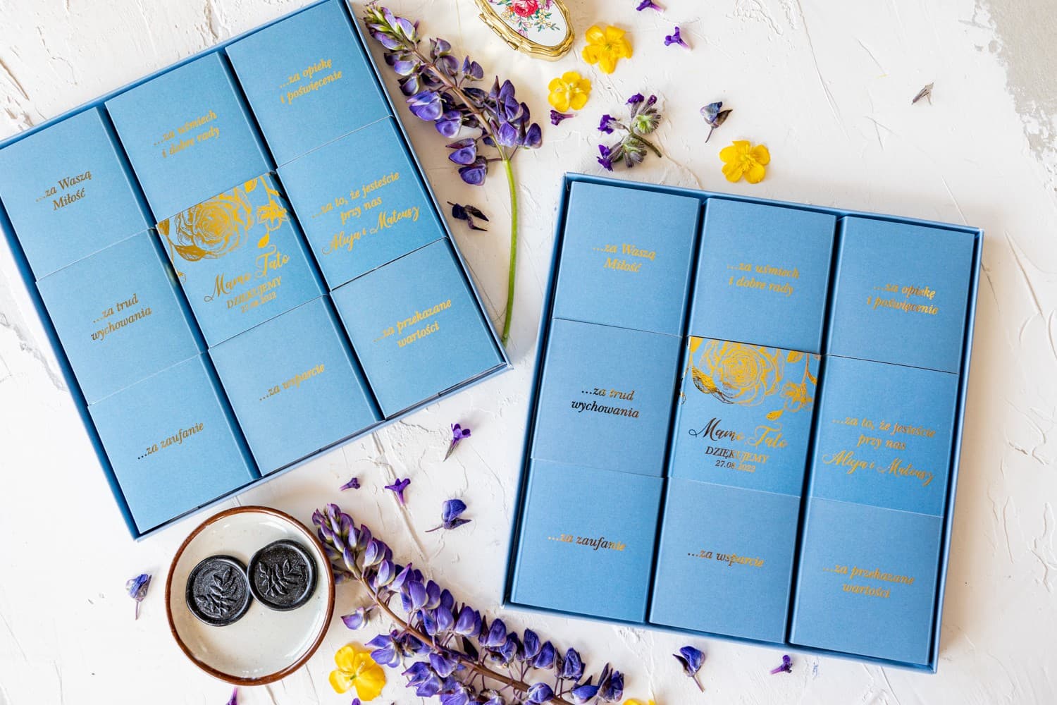 Elegante Pralinenschachtel Dusty Blue mit Goldprägung | Dankeschön für Eltern | Kollektion Onyks Nr. 2