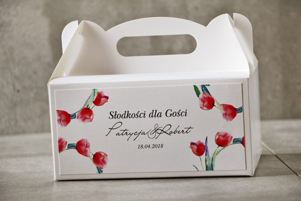Personalized Wedding Cake Box with Handle and Tulip Motif | Guest Favours | Pistacjowe No. 5
